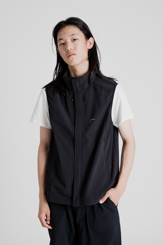 Cayl Flow Vest in Black