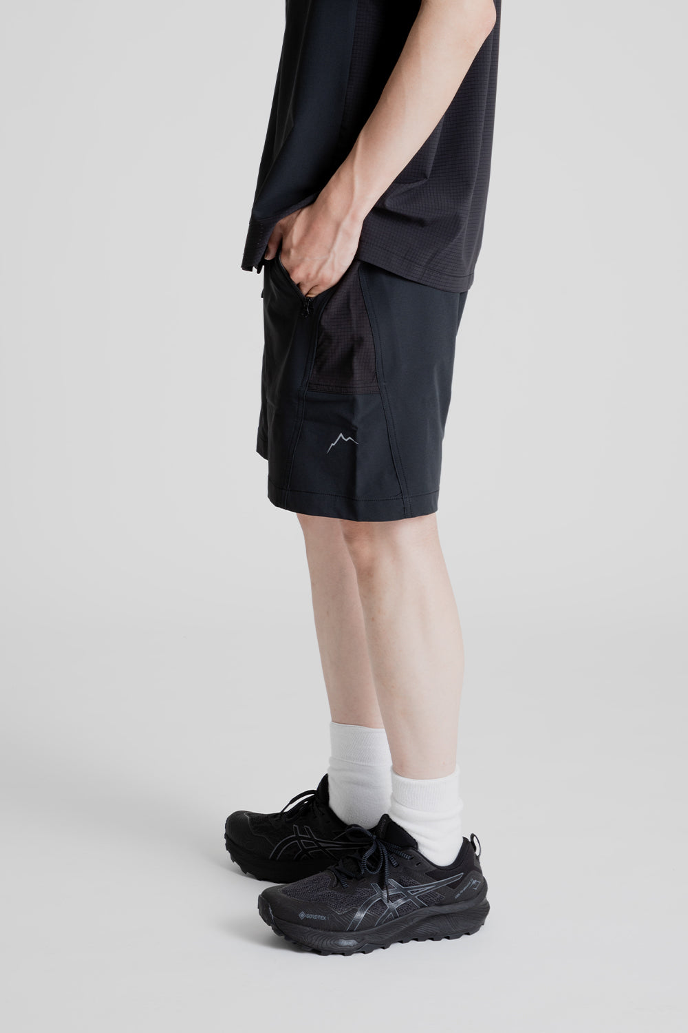 EQ Hybrid Shorts - Black