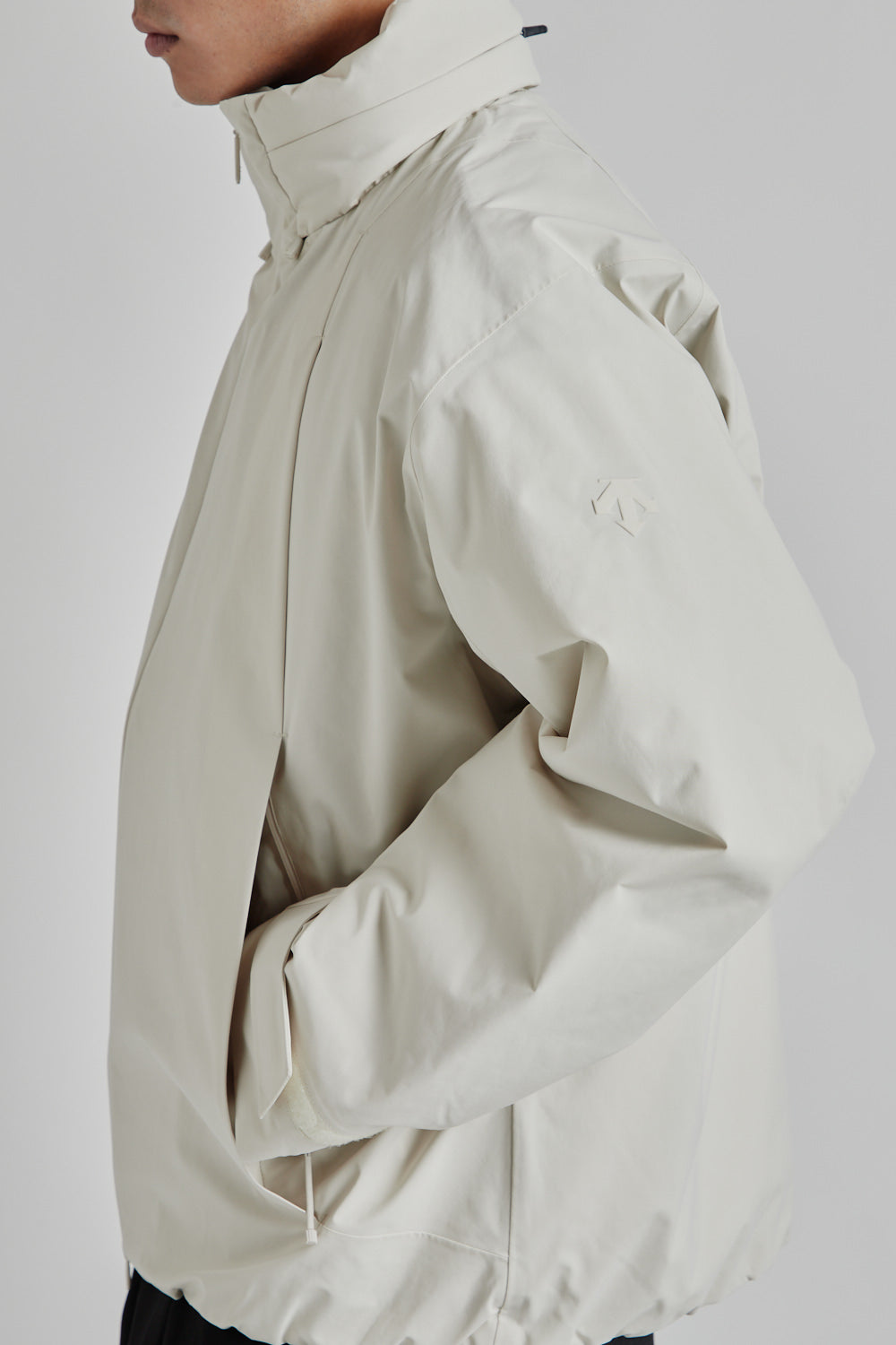 Descente ALLTERRAIN GORE-TEX Hybrid Insulated Jacket Beige 21
