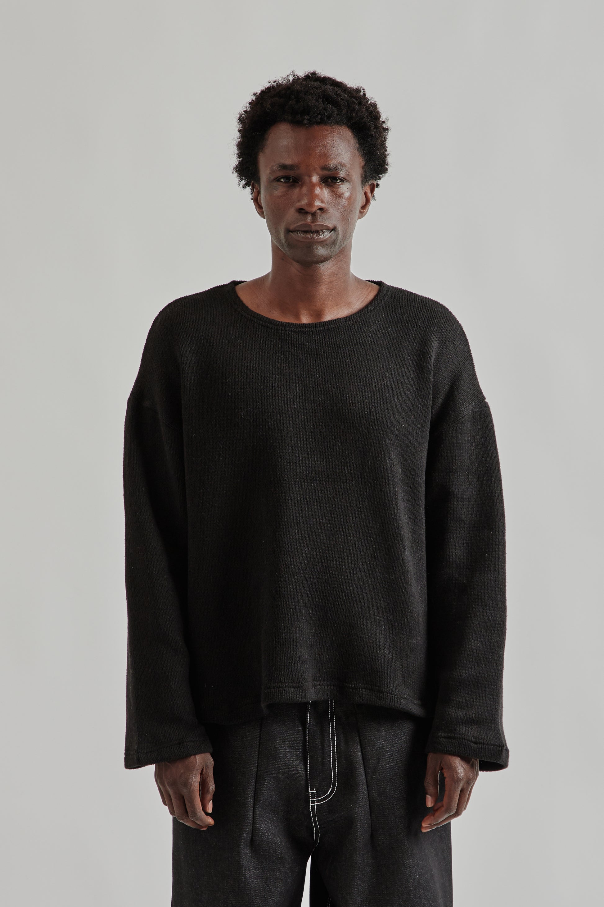 Estudio Niksen FW25 Crochet Boxy Sweater Black 2