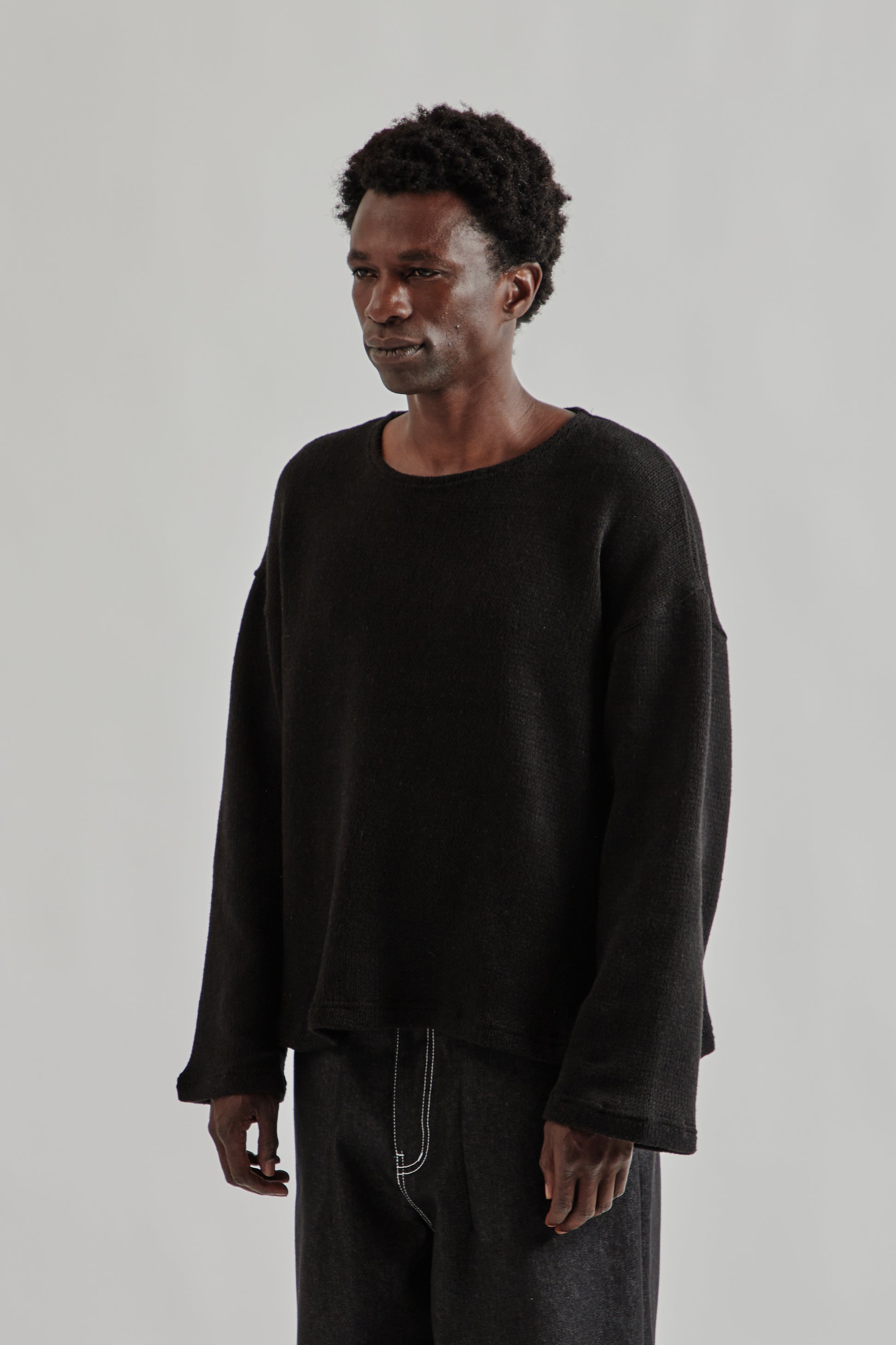 Estudio Niksen FW25 Crochet Boxy Sweater Black 3