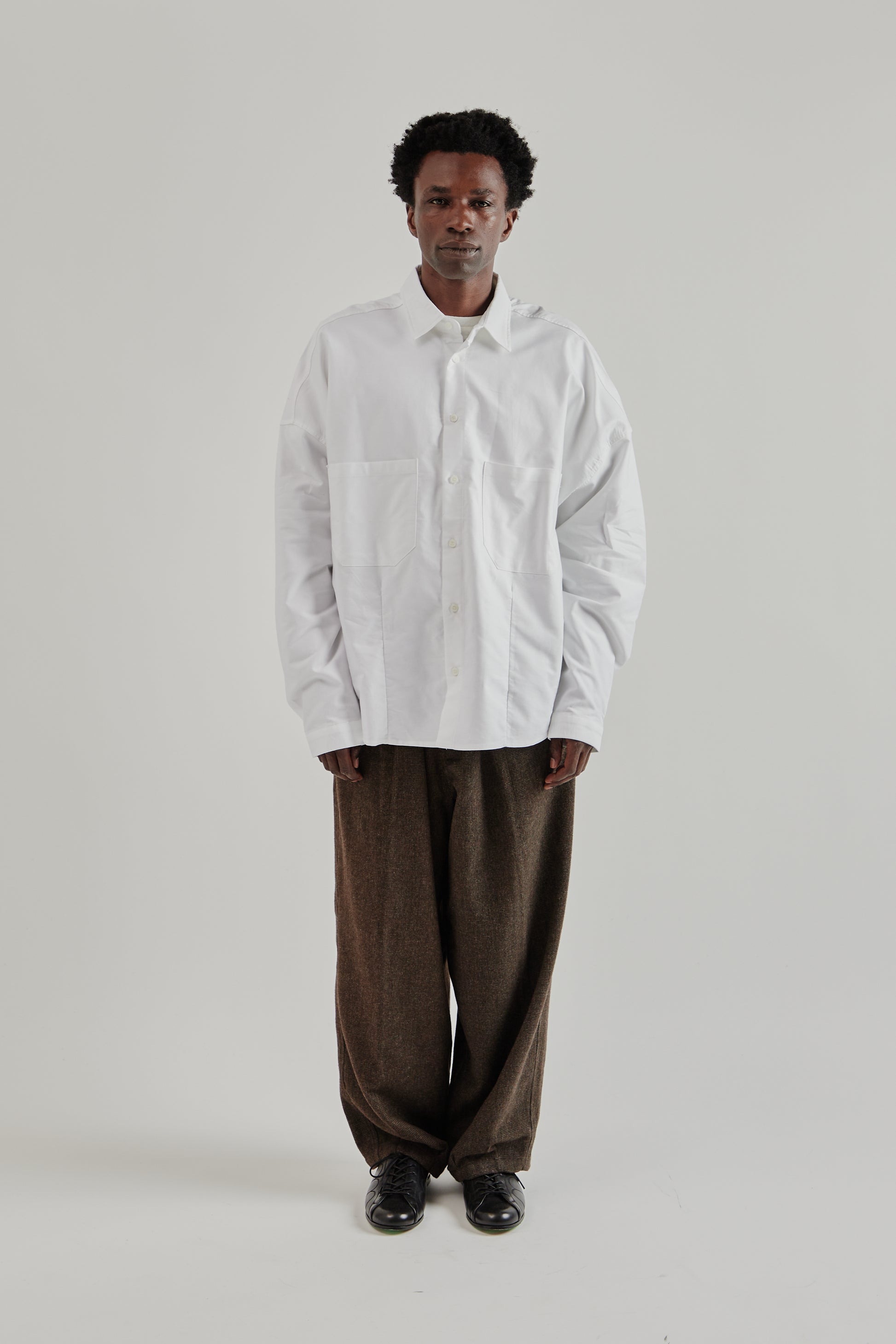 Estudio Niksen FW25 Dart Oxford Shirt White1