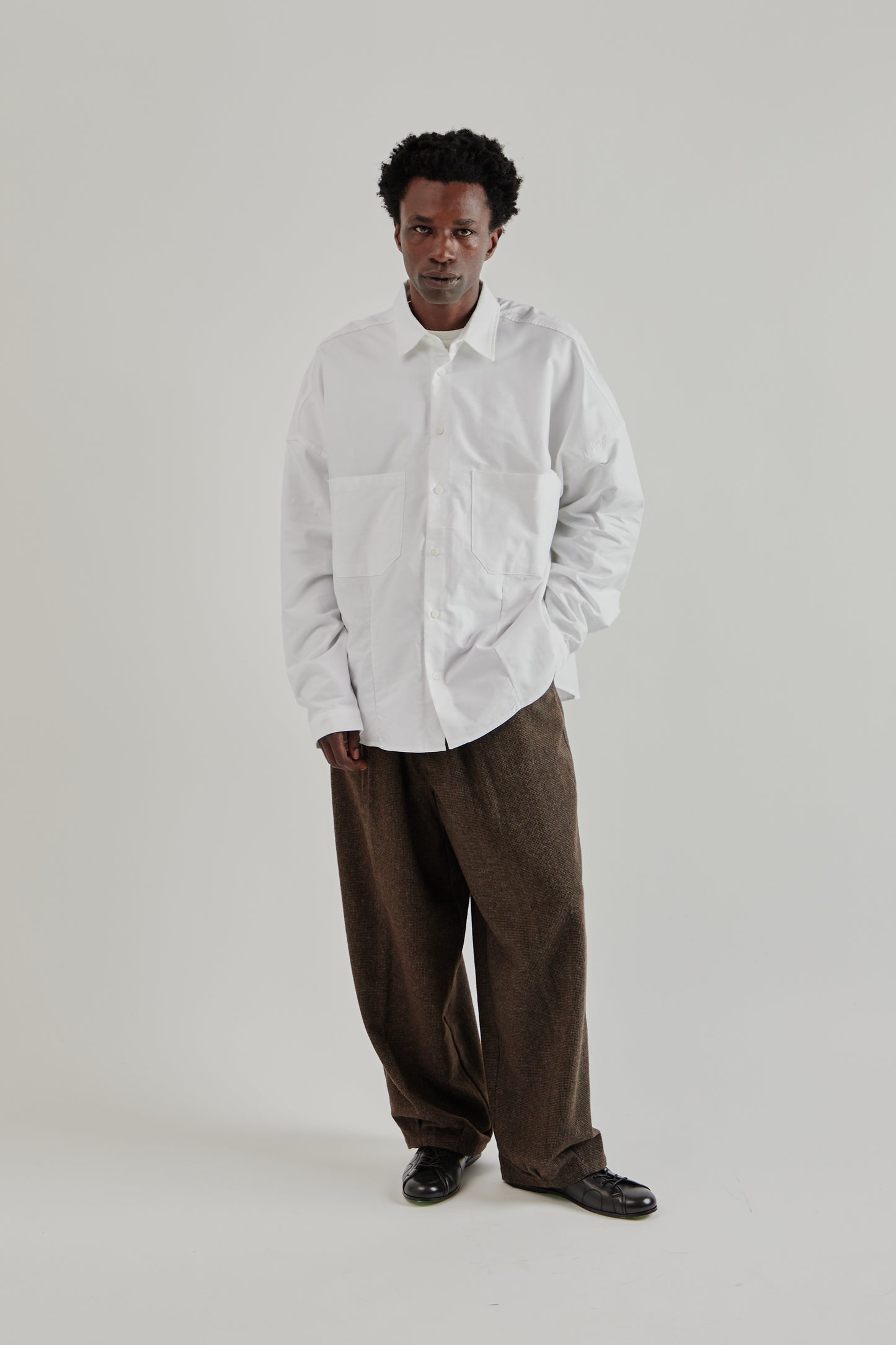 Estudio Niksen FW25 Dart Oxford Shirt White9