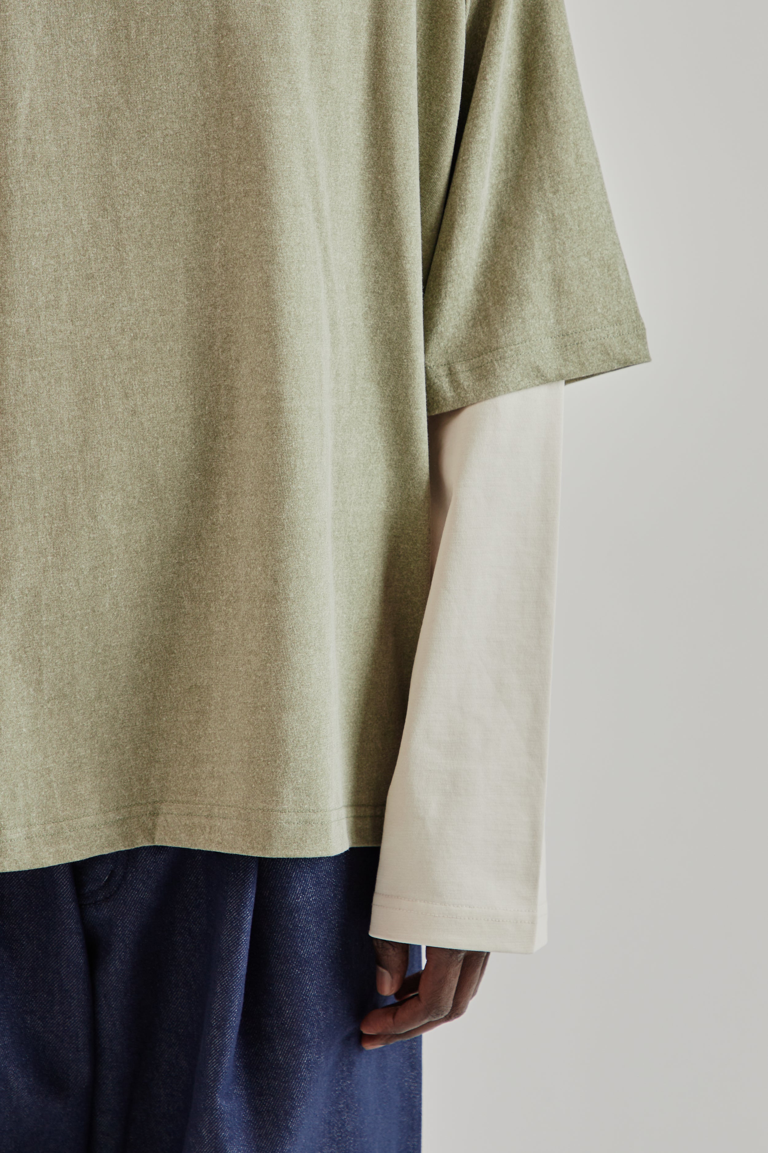【ライトカーキ】layered long set tee Longsleeve Layered Tee – Estudio Niksen