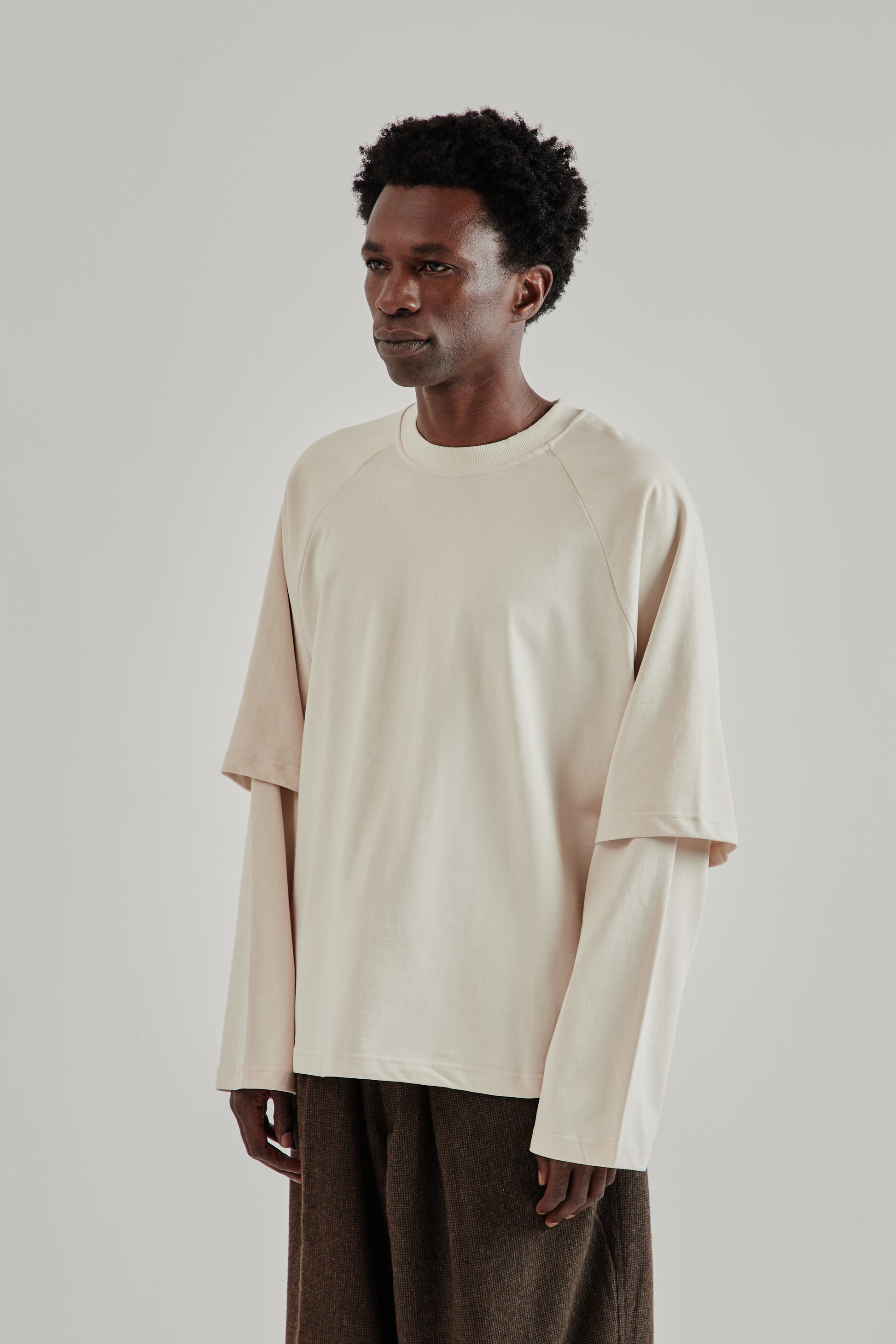 Estudio Niksen FW25 Longsleeve Layered Tee Off White3