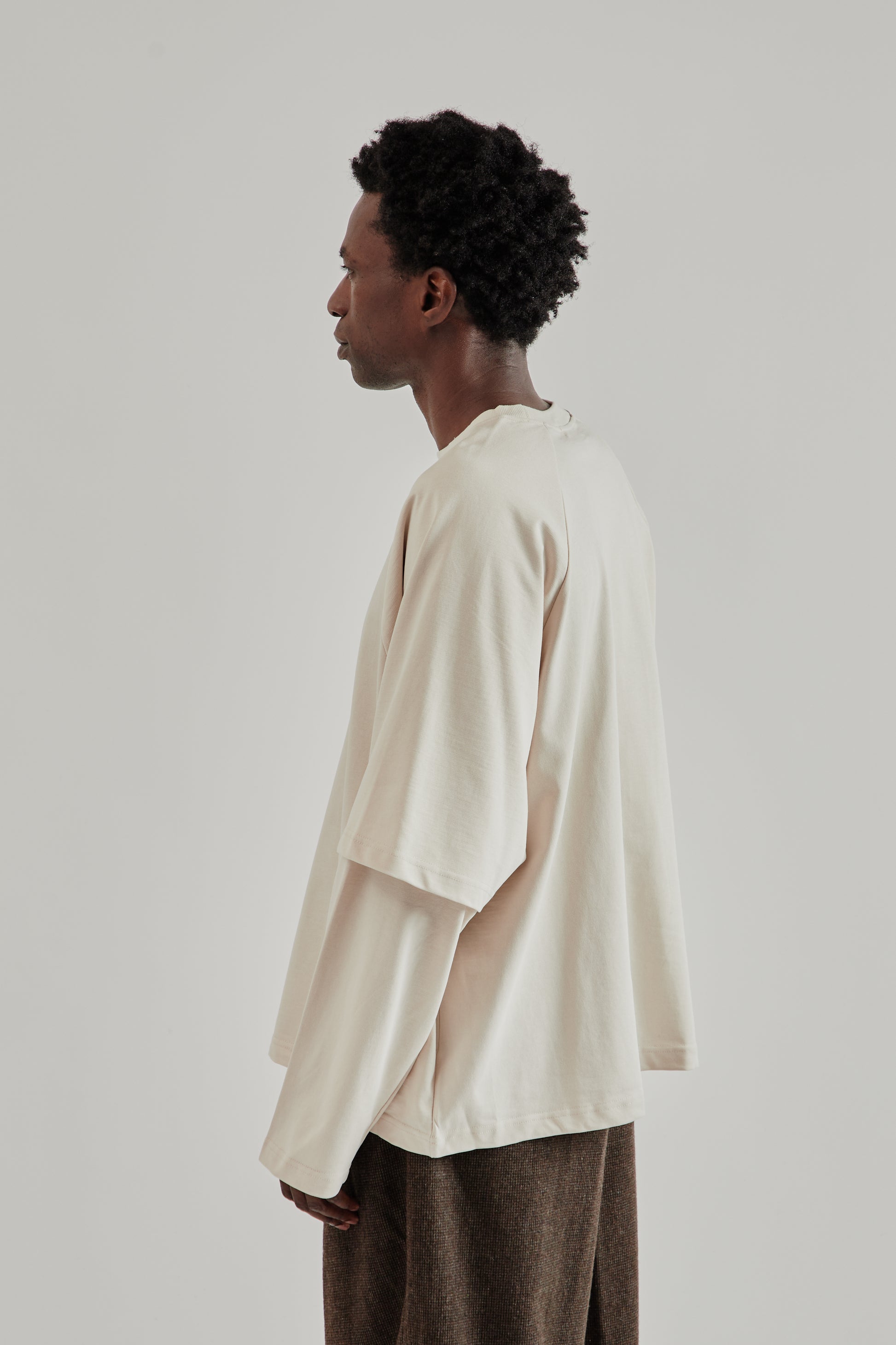 Estudio Niksen FW25 Longsleeve Layered Tee Off White4