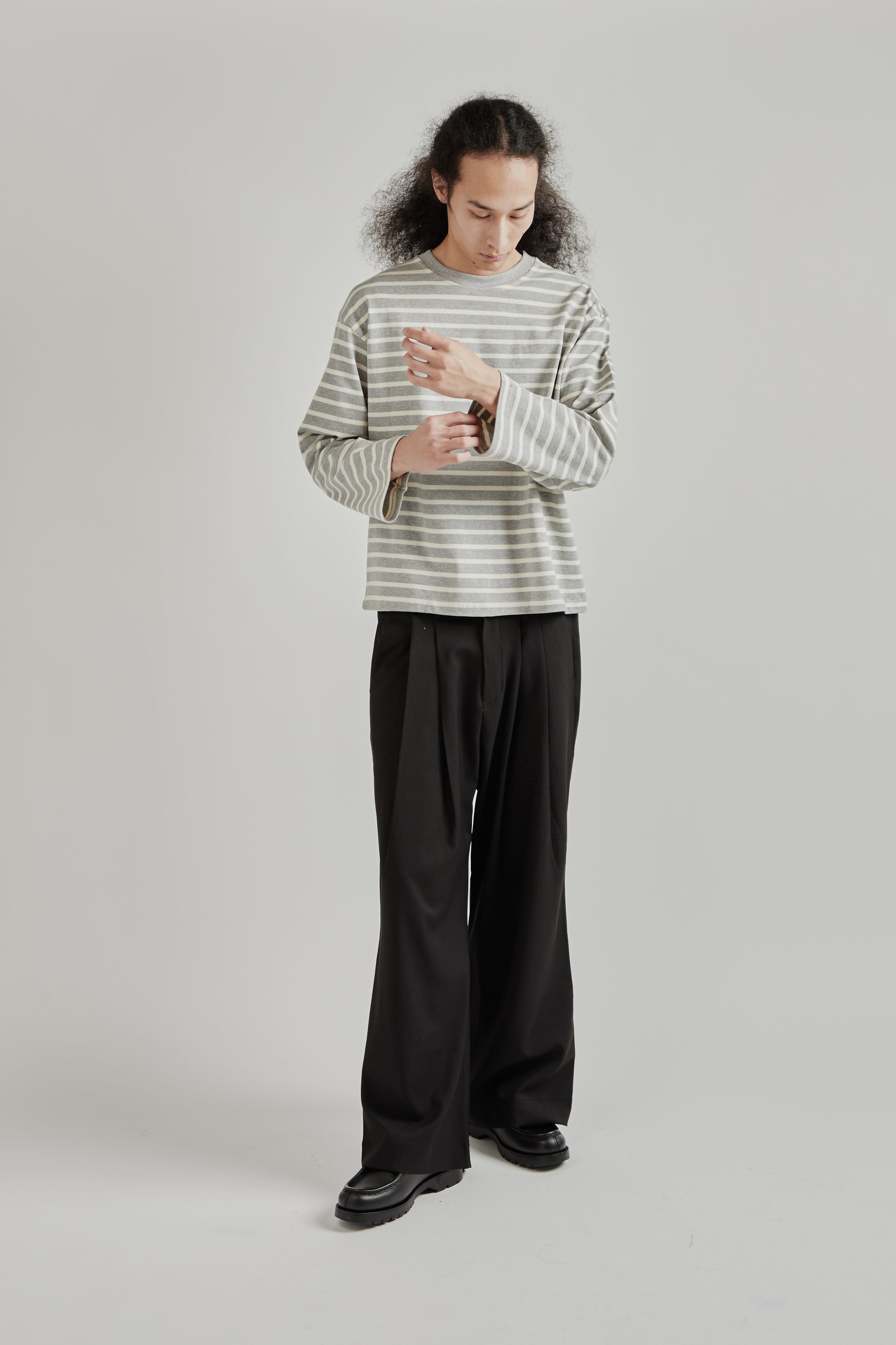 Estudio Niksen Longsleeve Stripe Top - Grey | Wallace Mercantile Shop