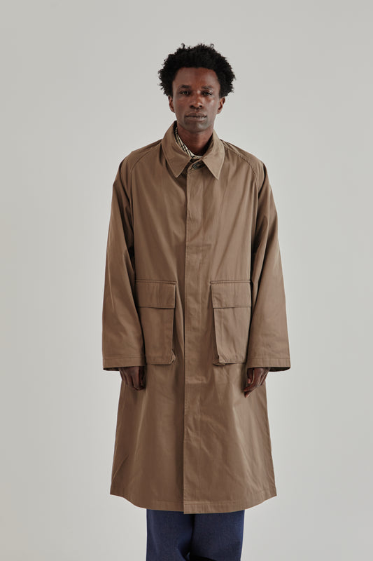Estudio Niksen FW25 Mac Pocket Coat Khaki2