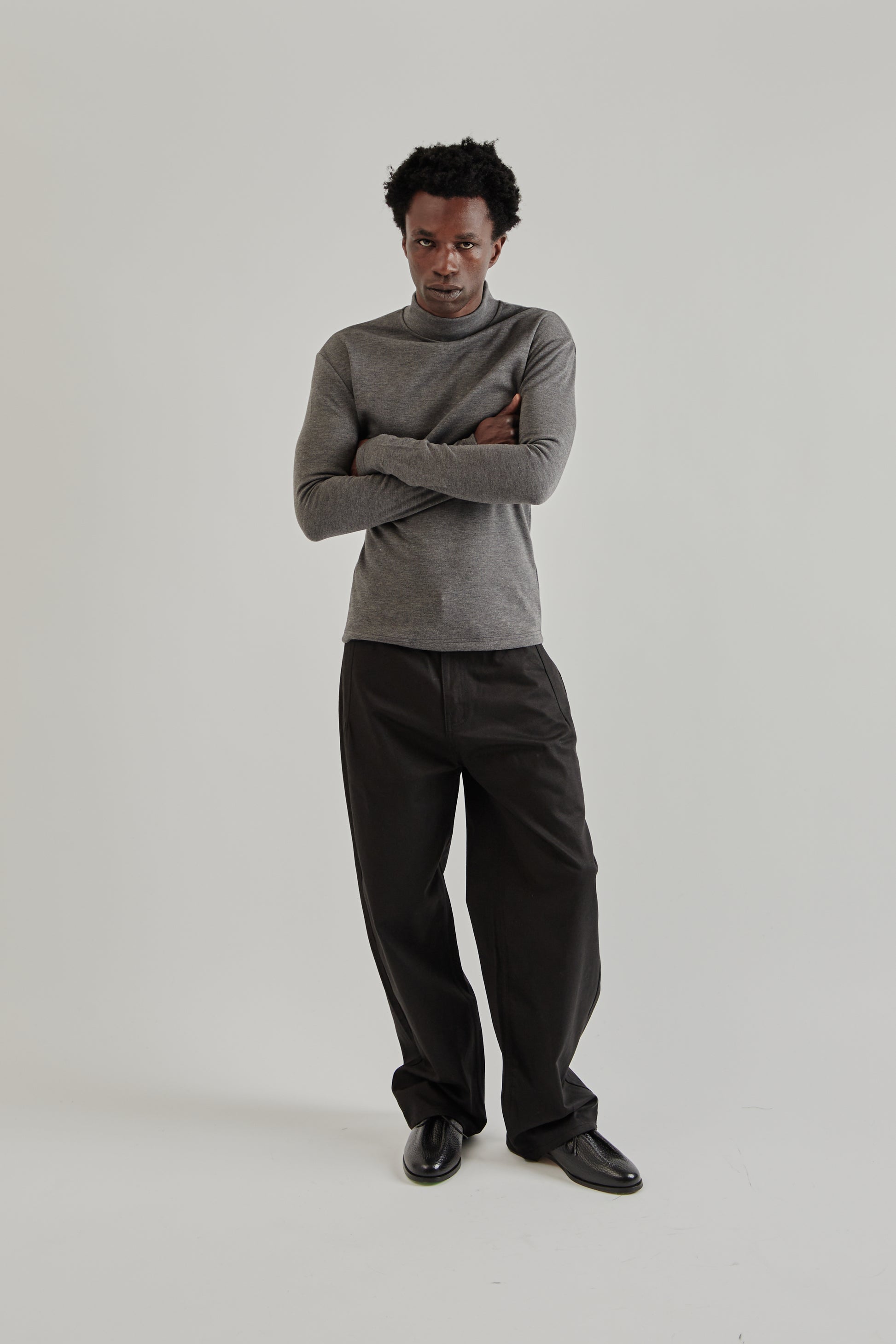 Estudio Niksen FW25 Mock-Neck Thermal Top Charcoal10