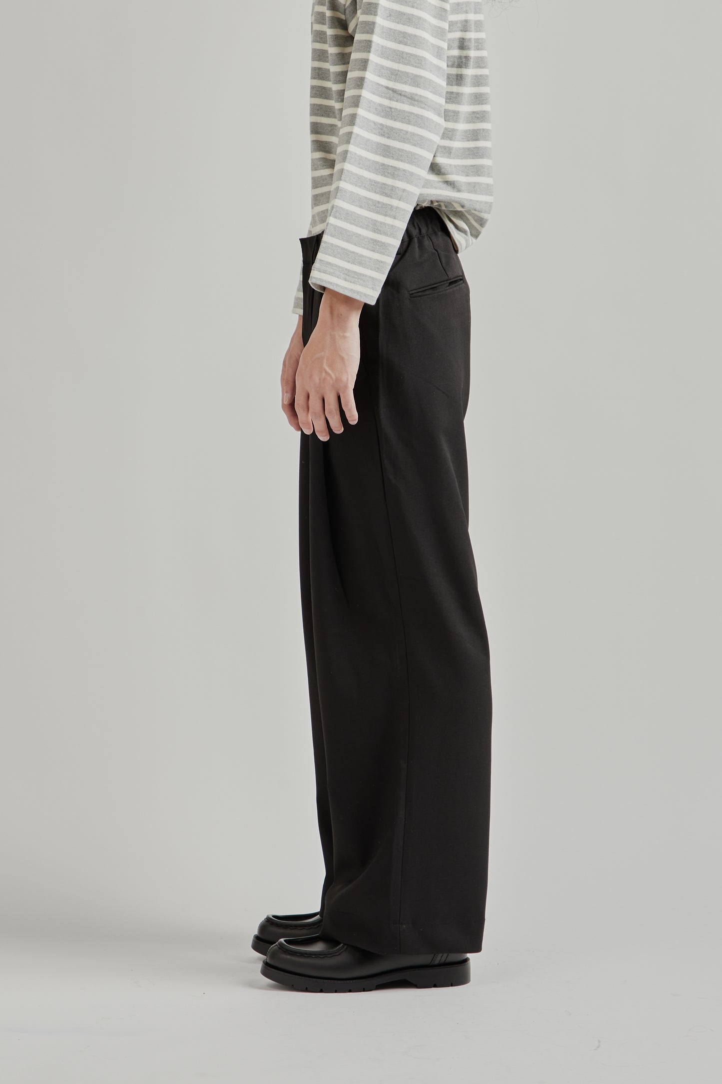 Pintuck Maxi Trousers - Black