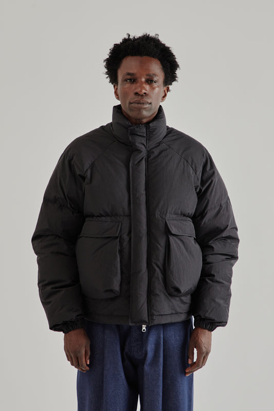 Estudio Niksen FW25 Raglan Puffer Jacket Black2