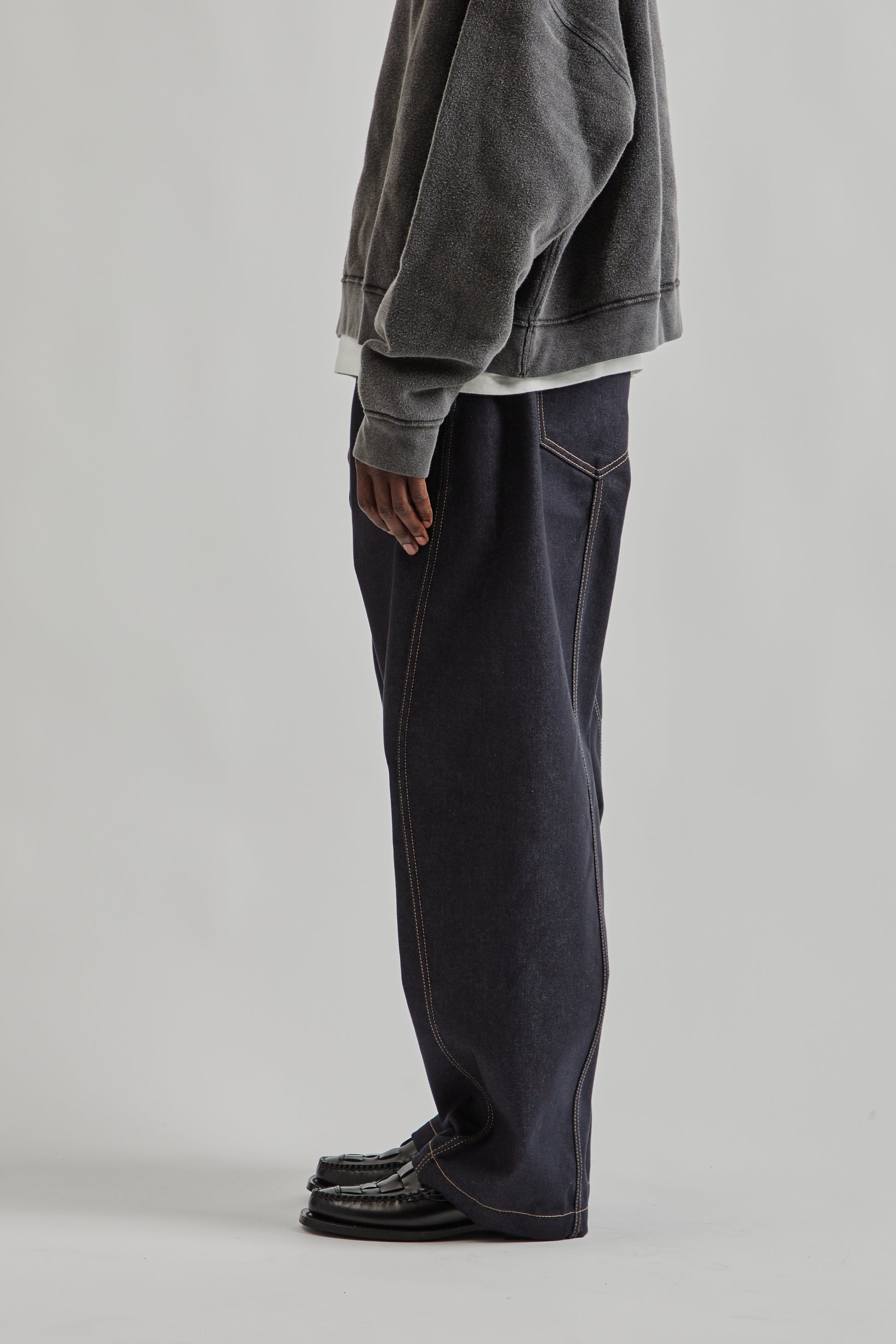 Estudio Niksen FW25 Raw Denim In-Stitch Jeans Indigo 3