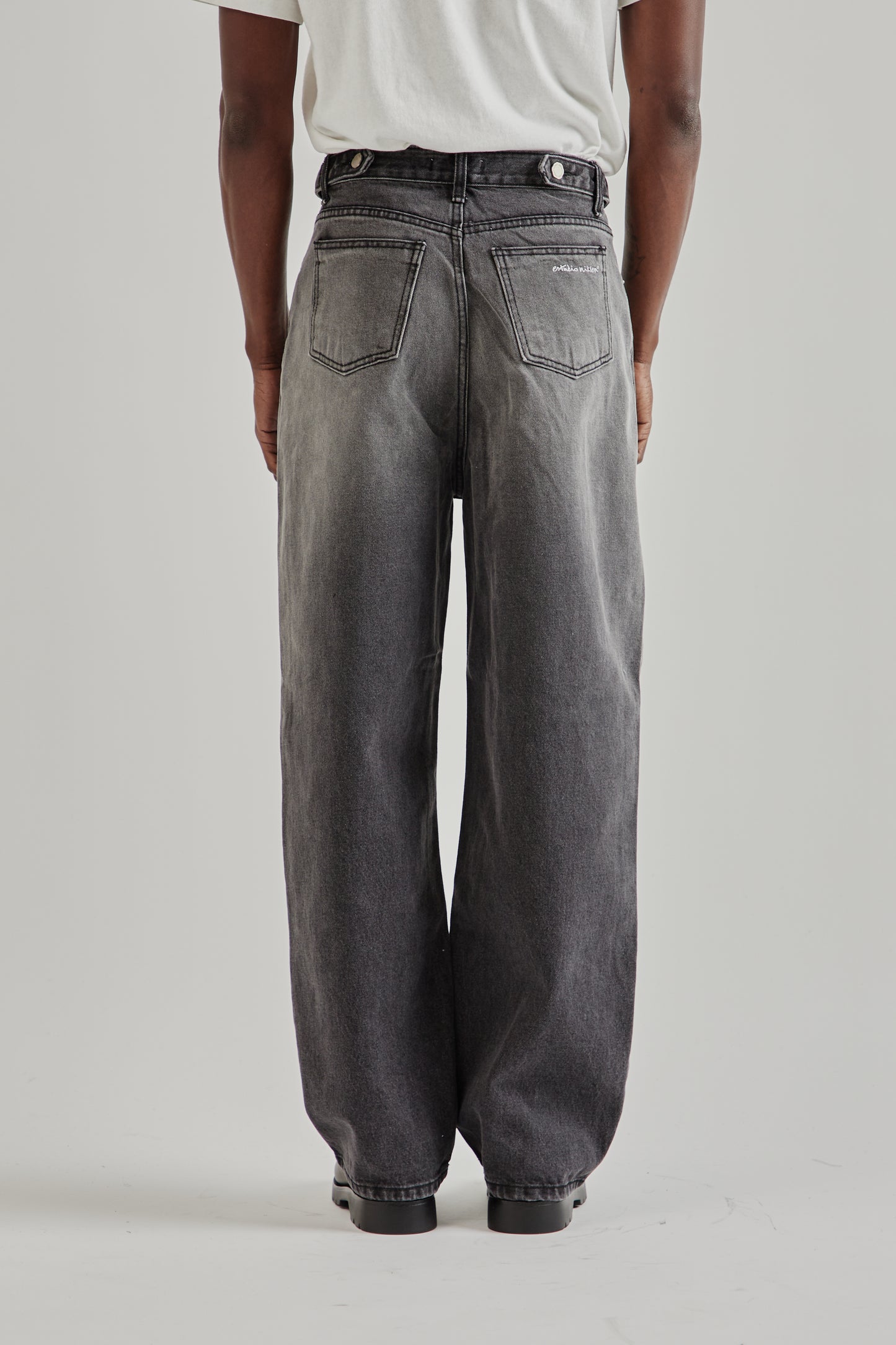 Estudio Niksen FW25 Side-Button Denim Jeans Black Denim4