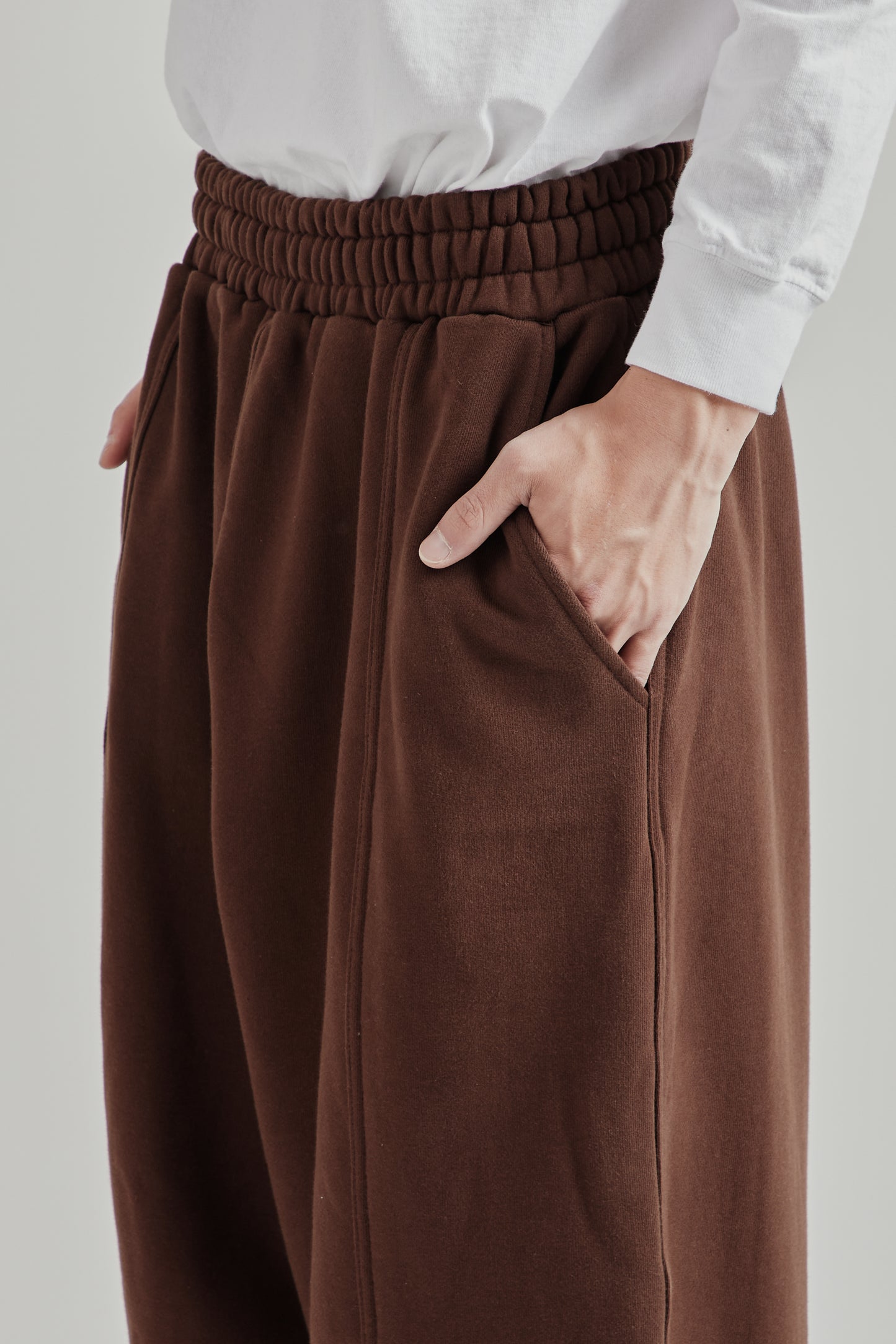 Signature Balloon Joggers - Brown