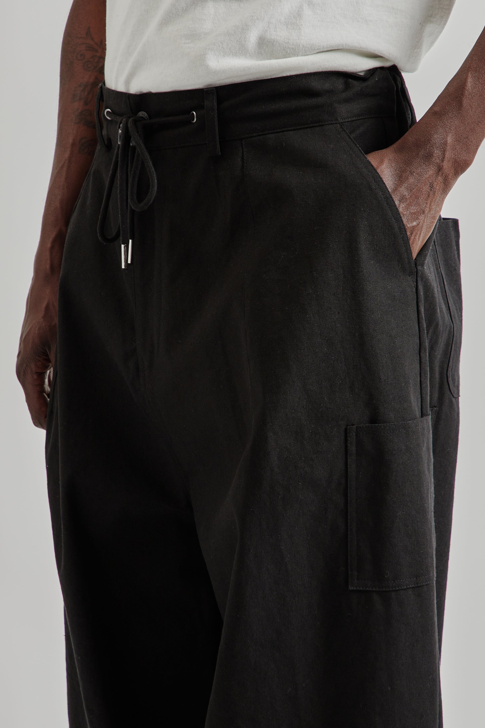 Estudio Niksen FW25 Stopper Balloon Trousers Black 13