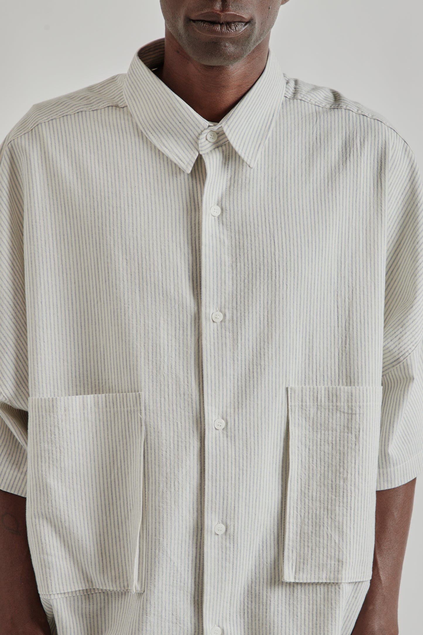 Estudio Niksen FW25 Two-Pocket Big Shirt Blue Stripe 6