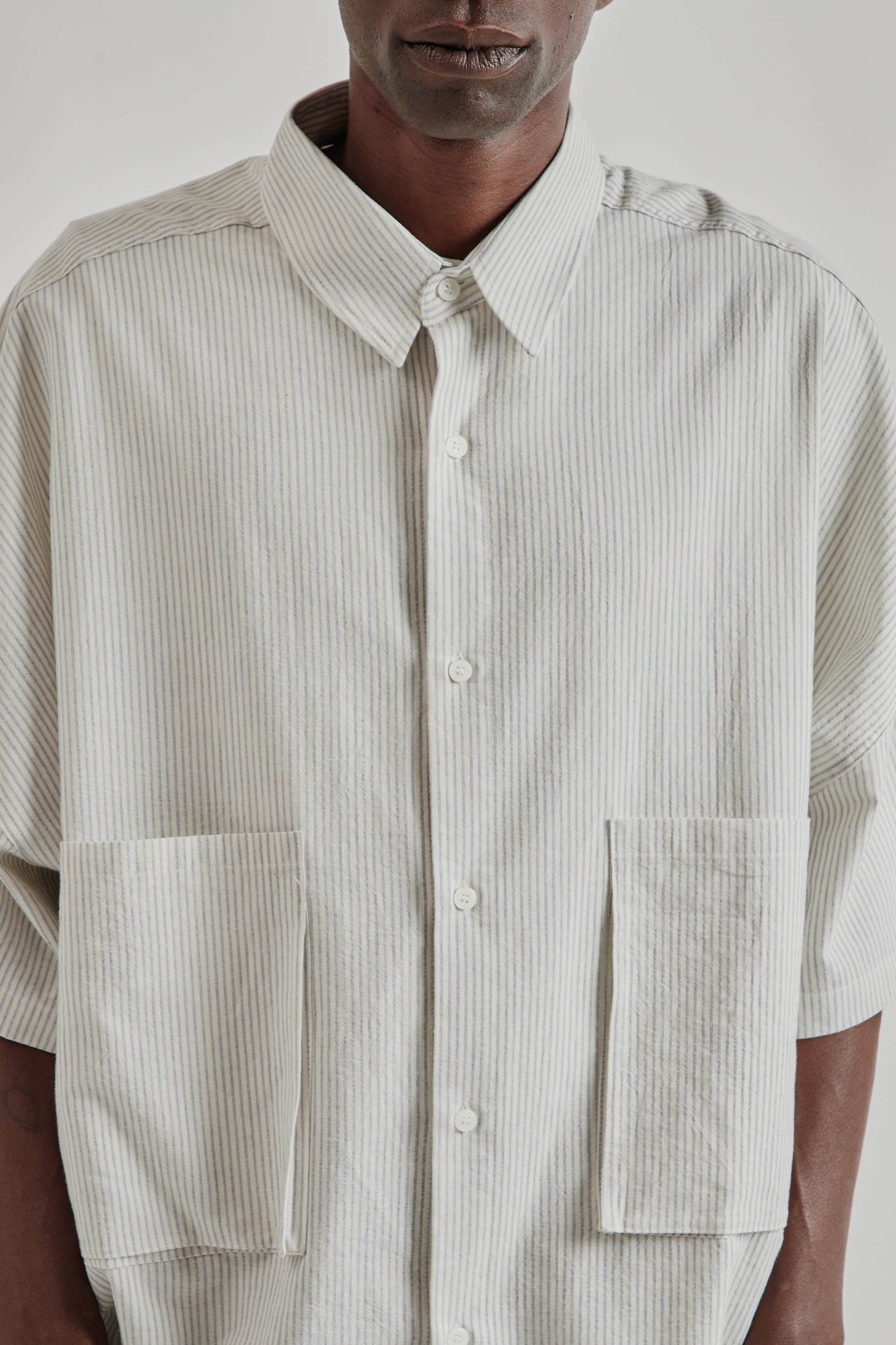Estudio Niksen FW25 Two-Pocket Big Shirt Blue Stripe 6