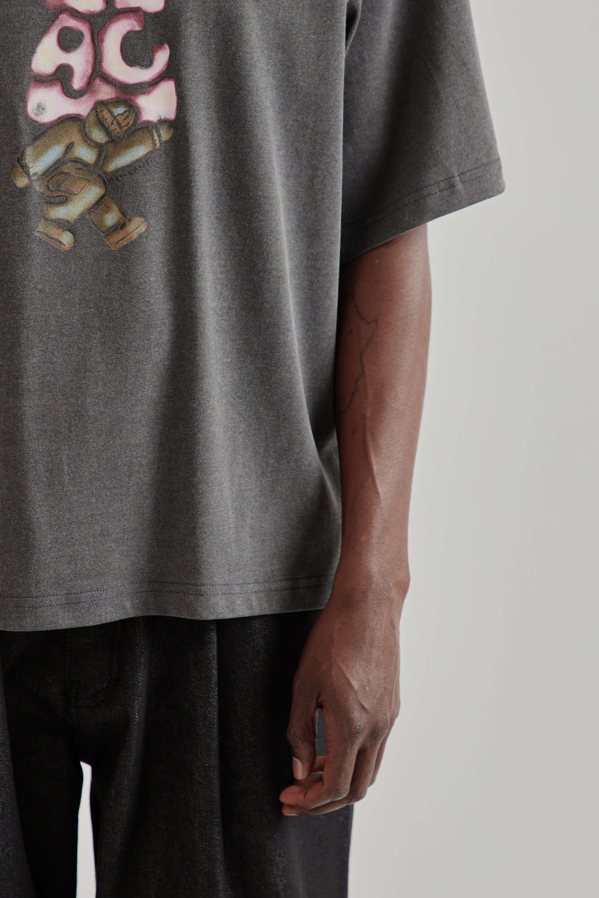 Estudio Niksen FW25 Wallace Boxy Tee1