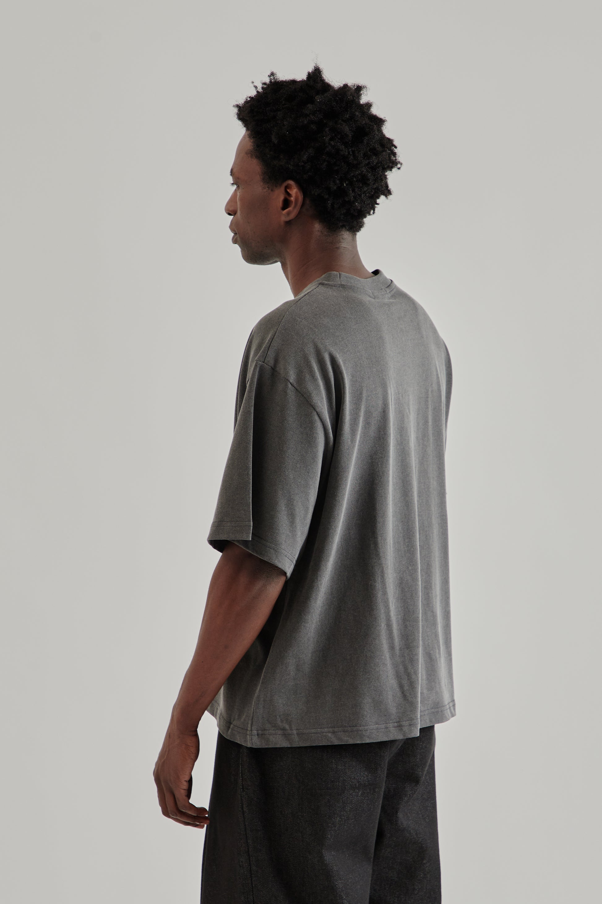 Estudio Niksen FW25 Wallace Boxy Tee7
