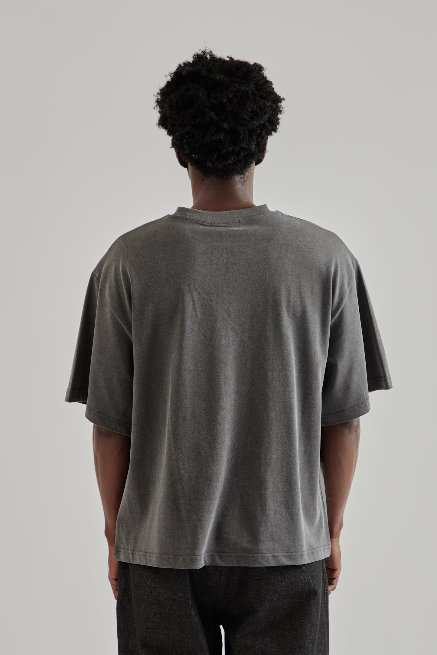 Estudio Niksen FW25 Wallace Boxy Tee8