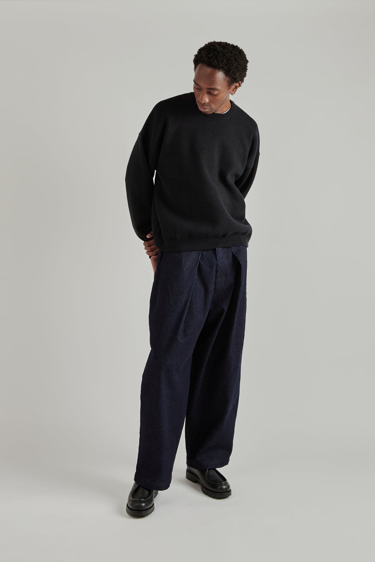 Estudio Niksen FW26 Balloon Heavy Sweater Black1761