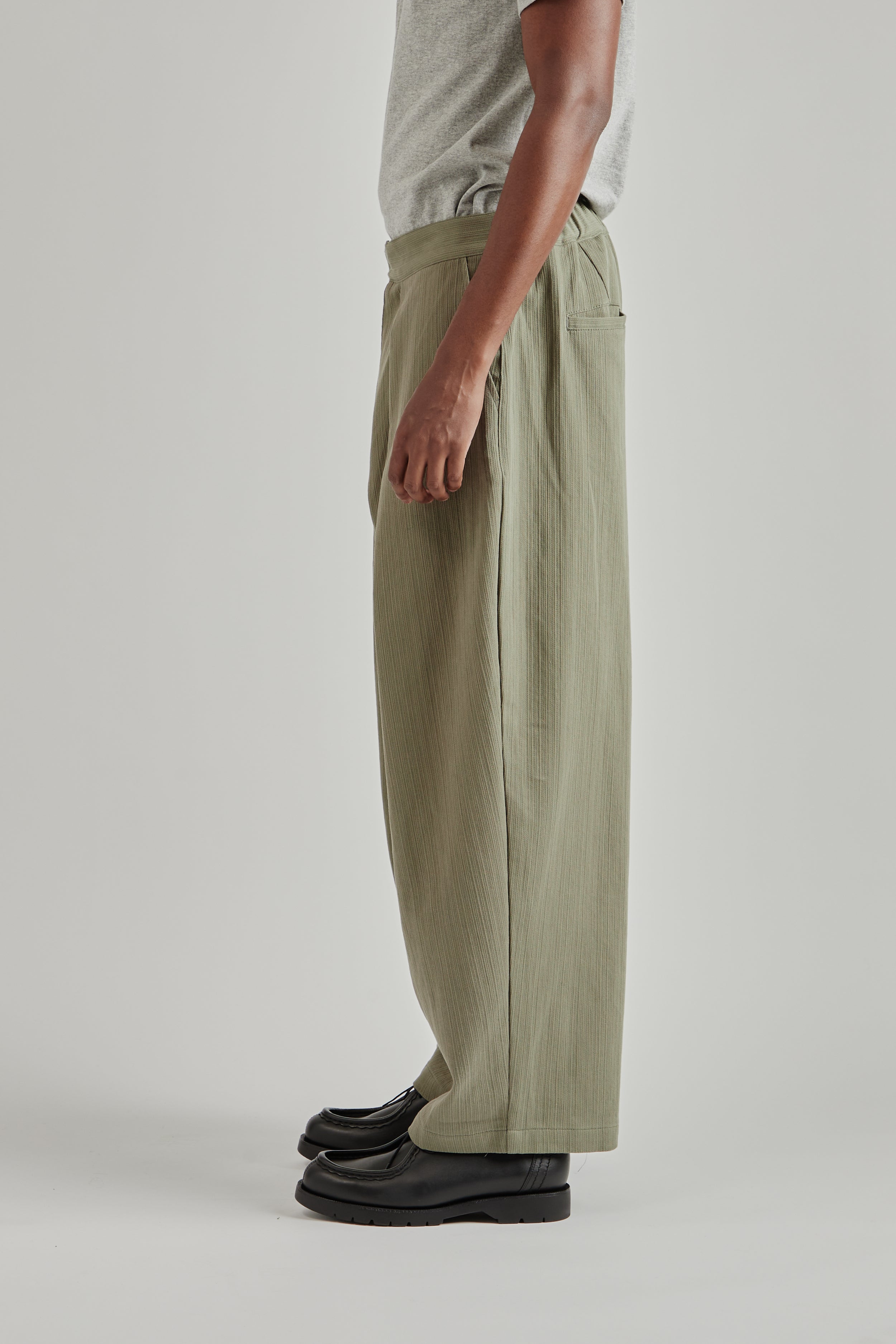 Estudio Niksen Big-Fold Pants Khaki | Wallace Mercantile