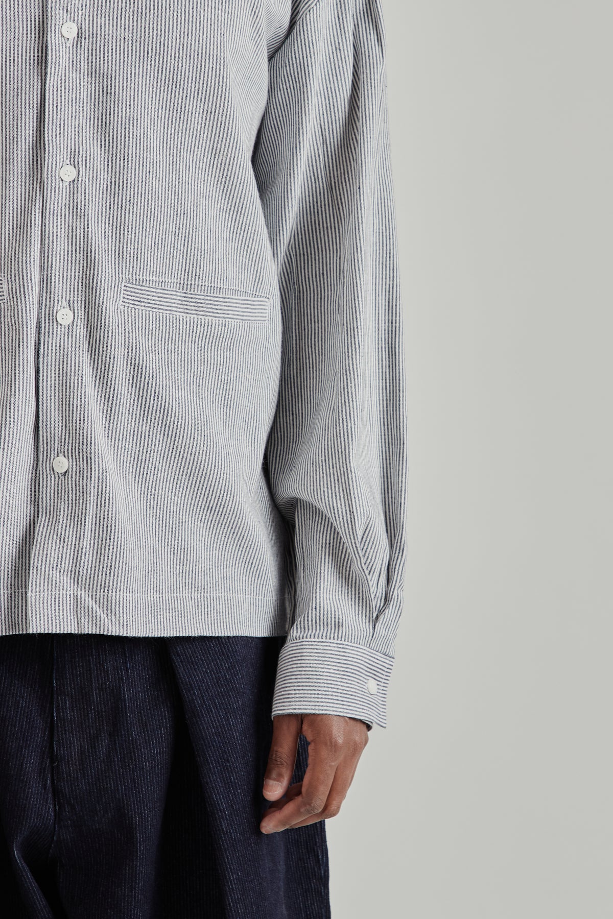 Estudio Niksen FW26 Bowton-Up Pocket Shirt Navy Stripe1693