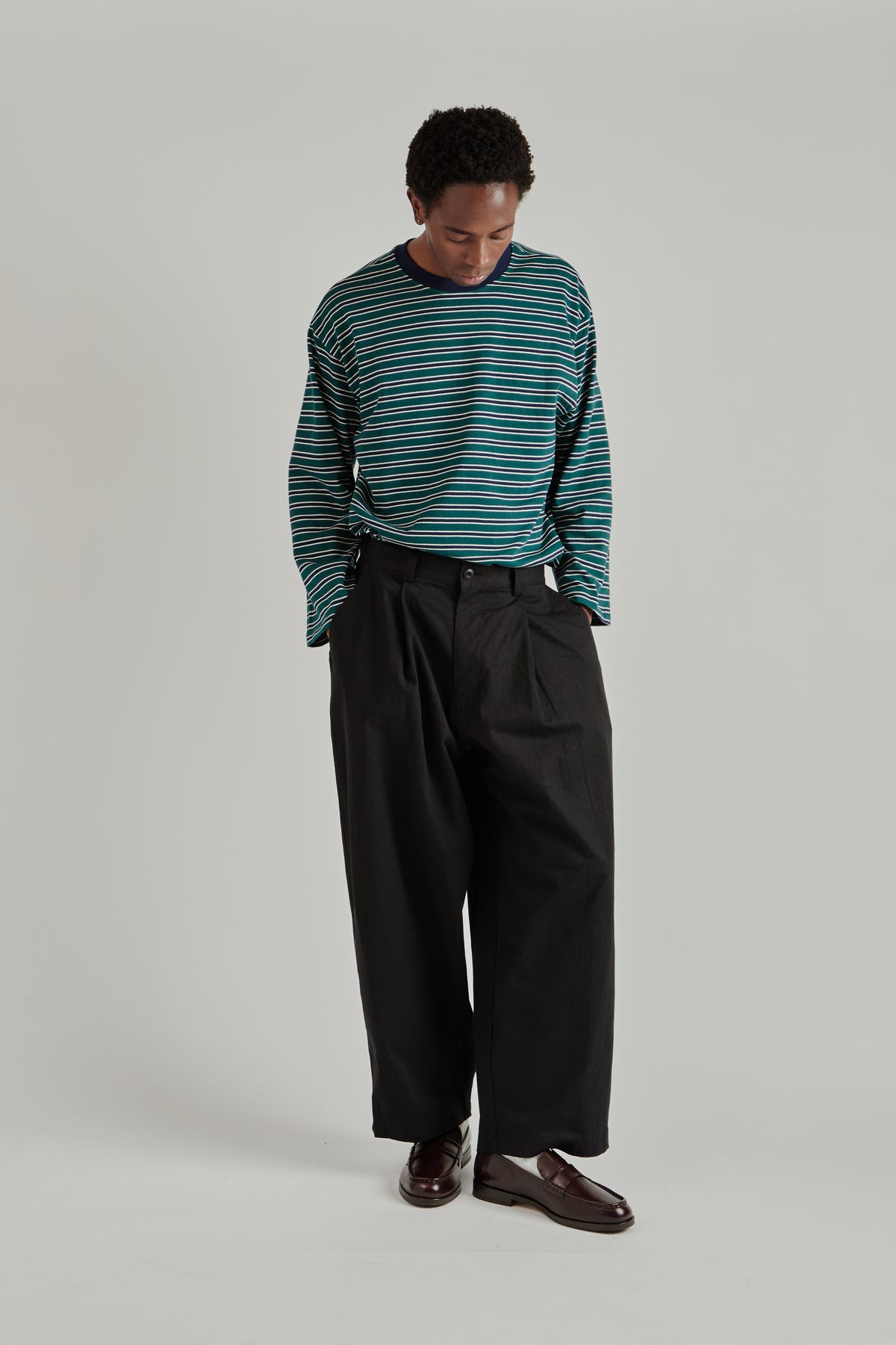 Estudio Niksen FW26 Herringbone Balloon Trousers Black1987 1