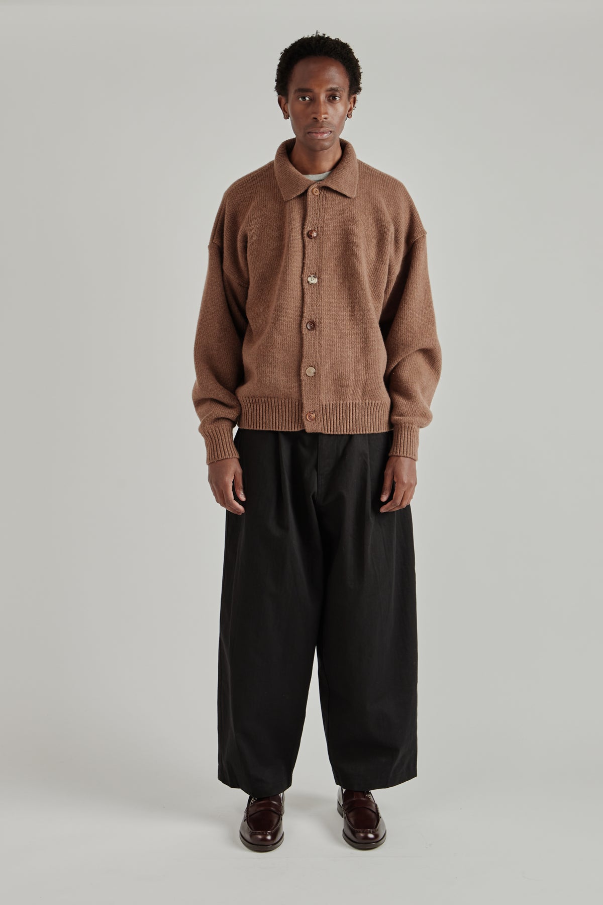 Estudio Niksen FW26 Mismatch Button Cardigan Brown1991