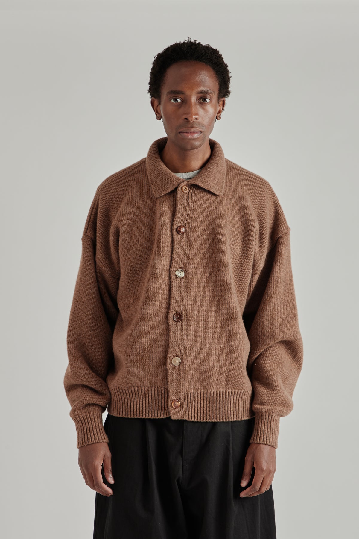 Estudio Niksen FW26 Mismatch Button Cardigan Brown1994