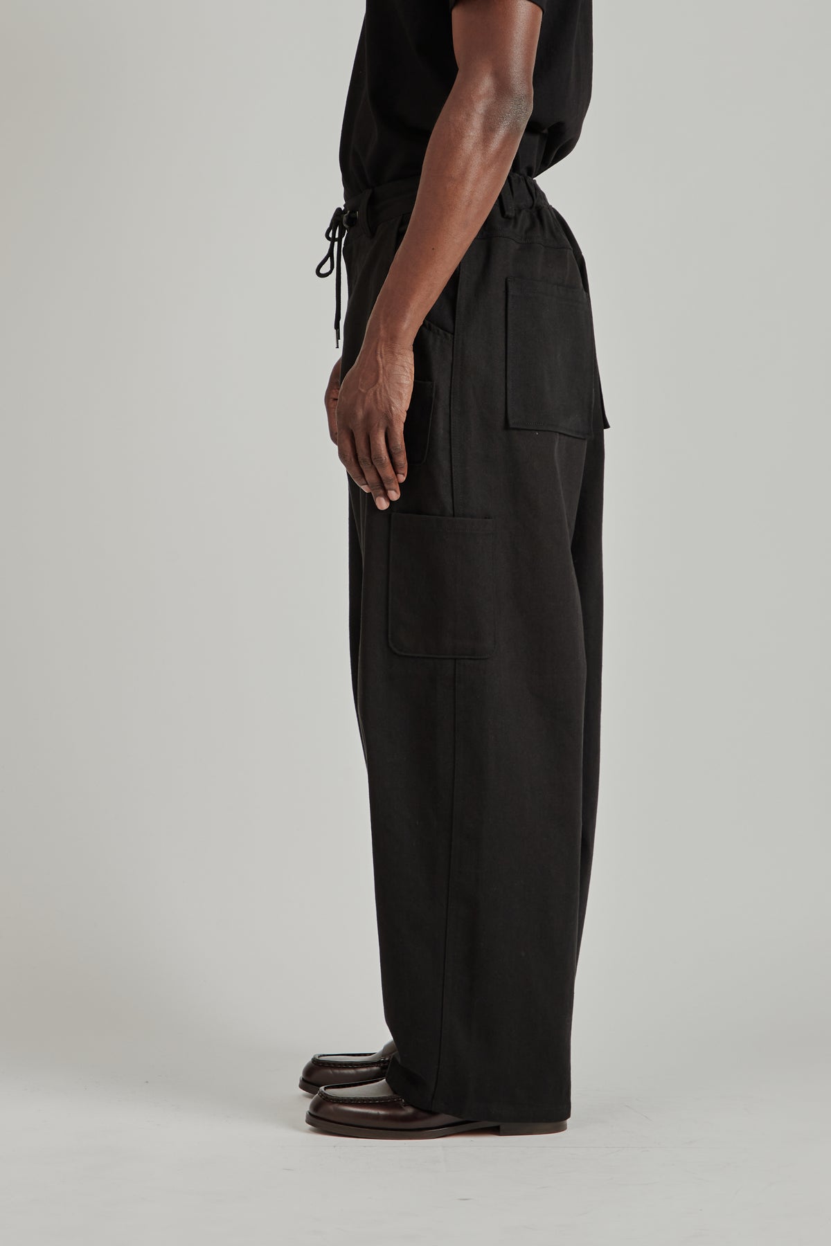 Mismatched Pocket Jeans - Black