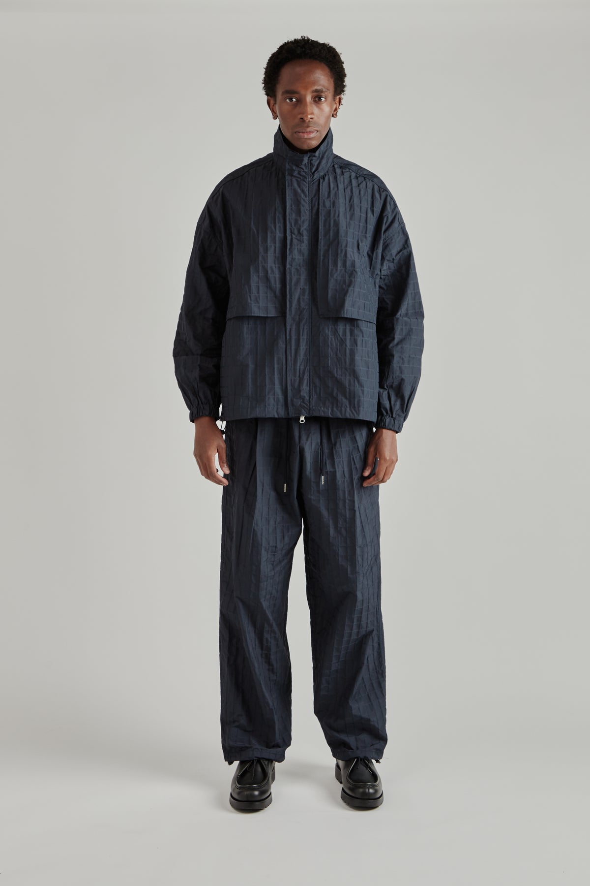 Estudio Niksen FW26 Niksen Walking Jacket Navy1541