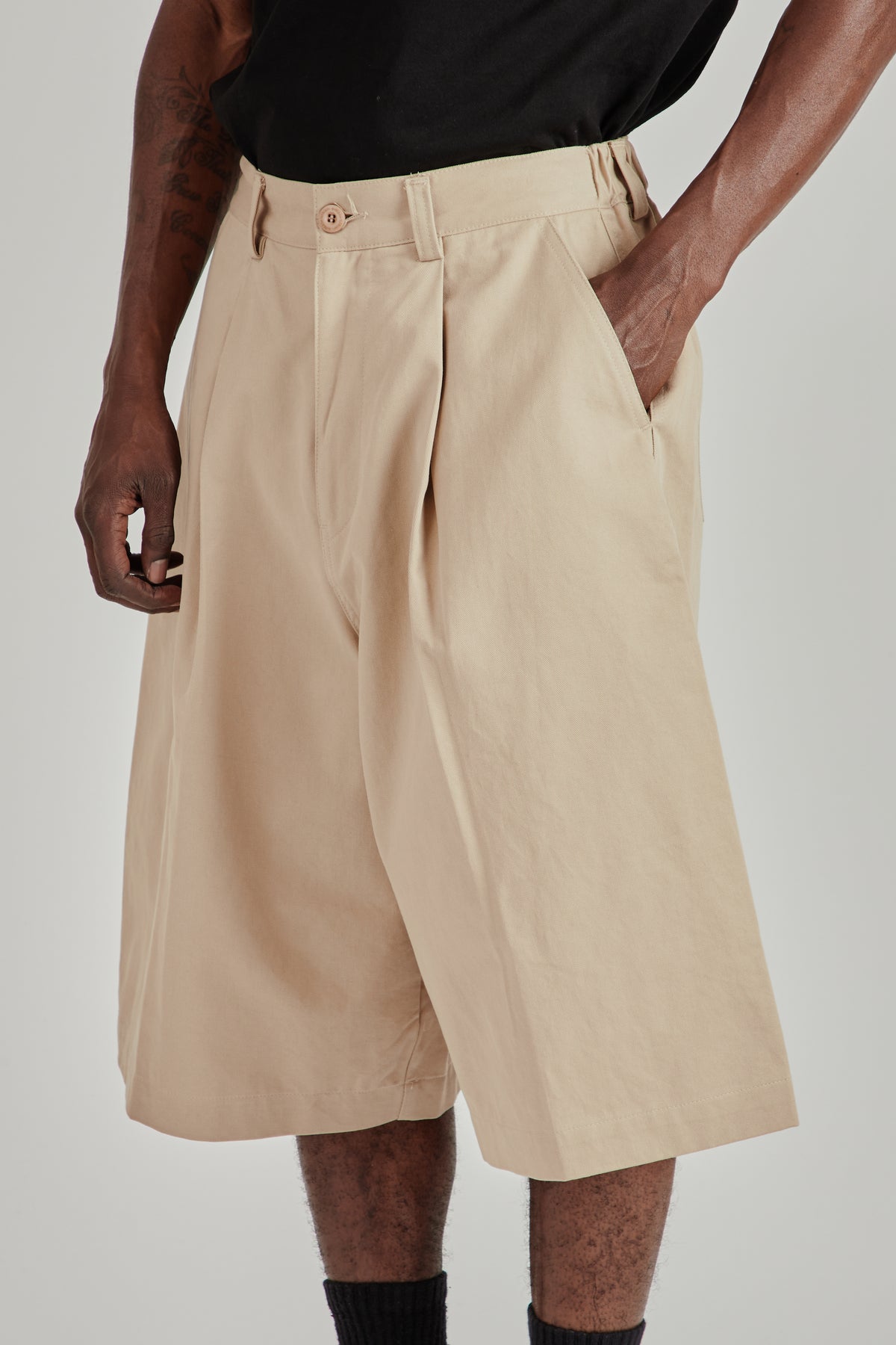 Pintuck Wide Shorts - Beige