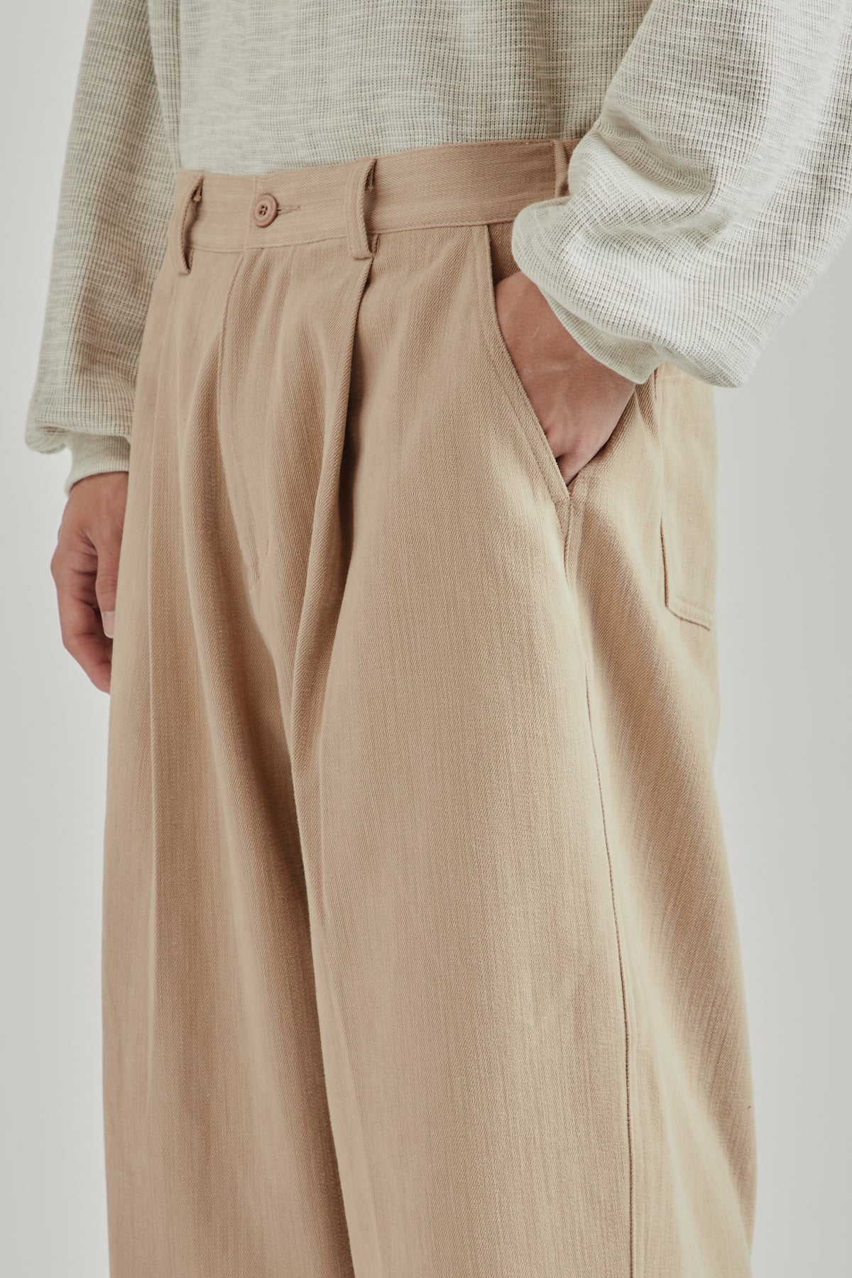 Pleated Balloon Trousers - Beige