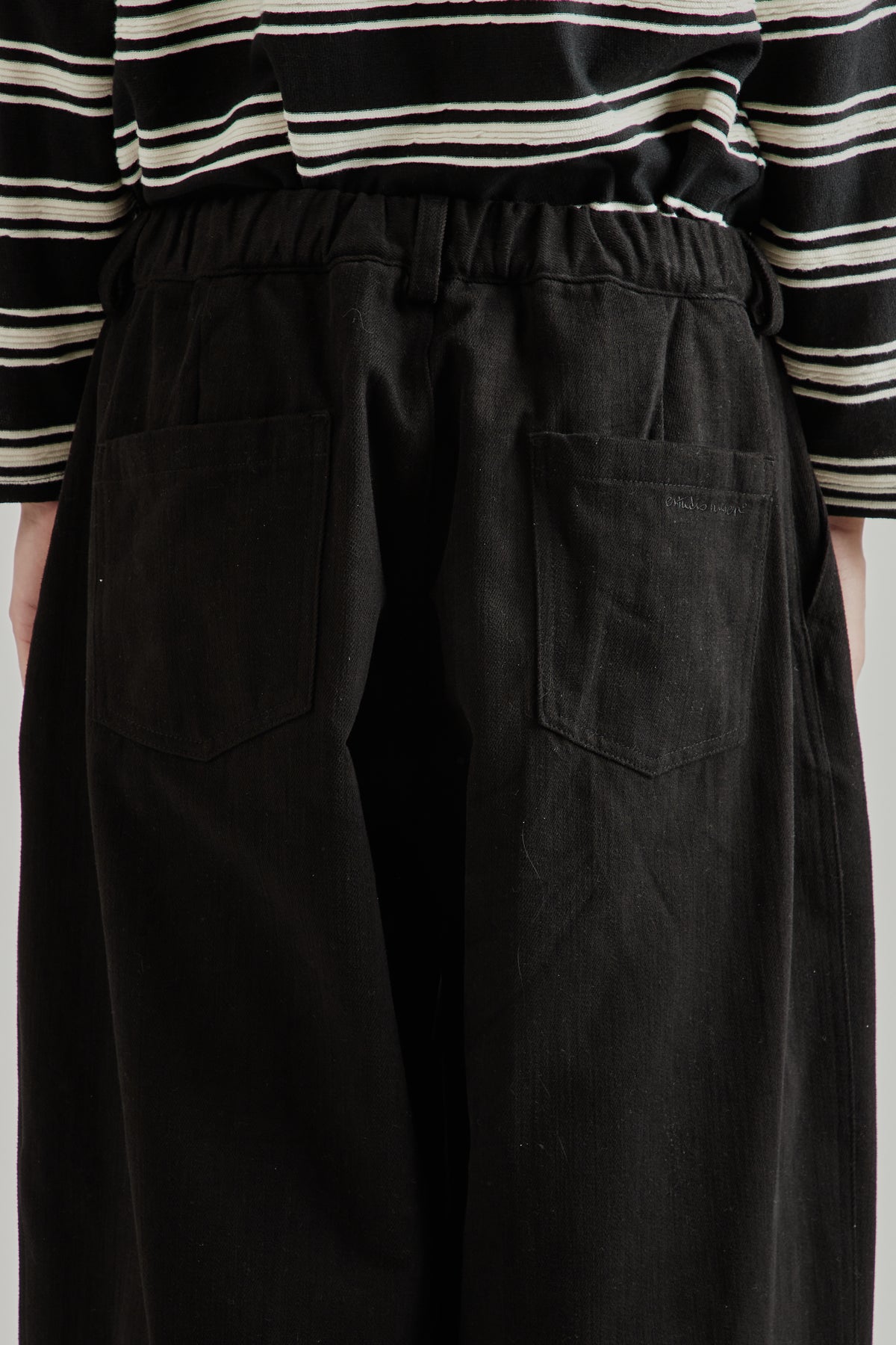 Pleated Balloon Trousers - Black