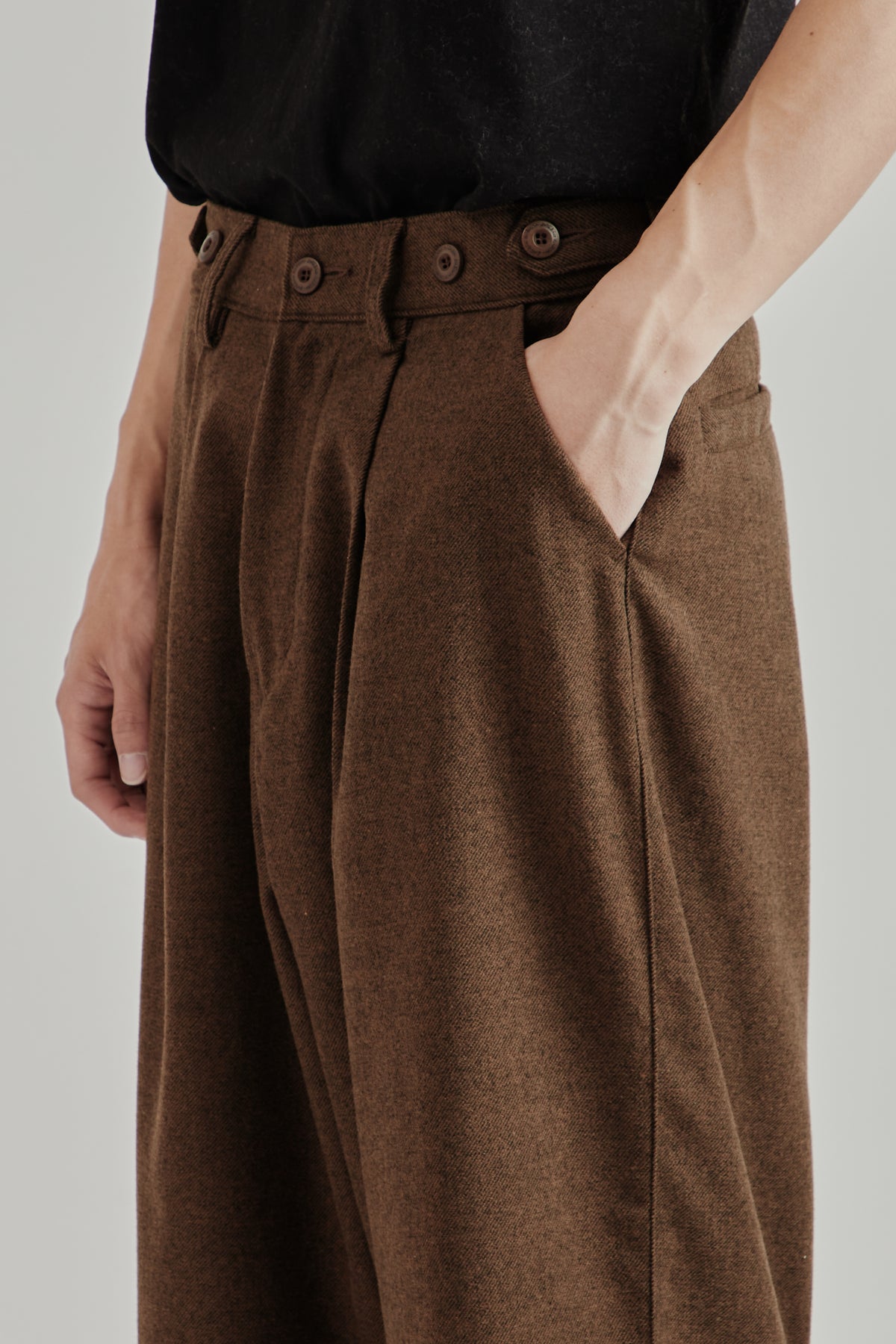 Side-button Wool Trousers - Brown