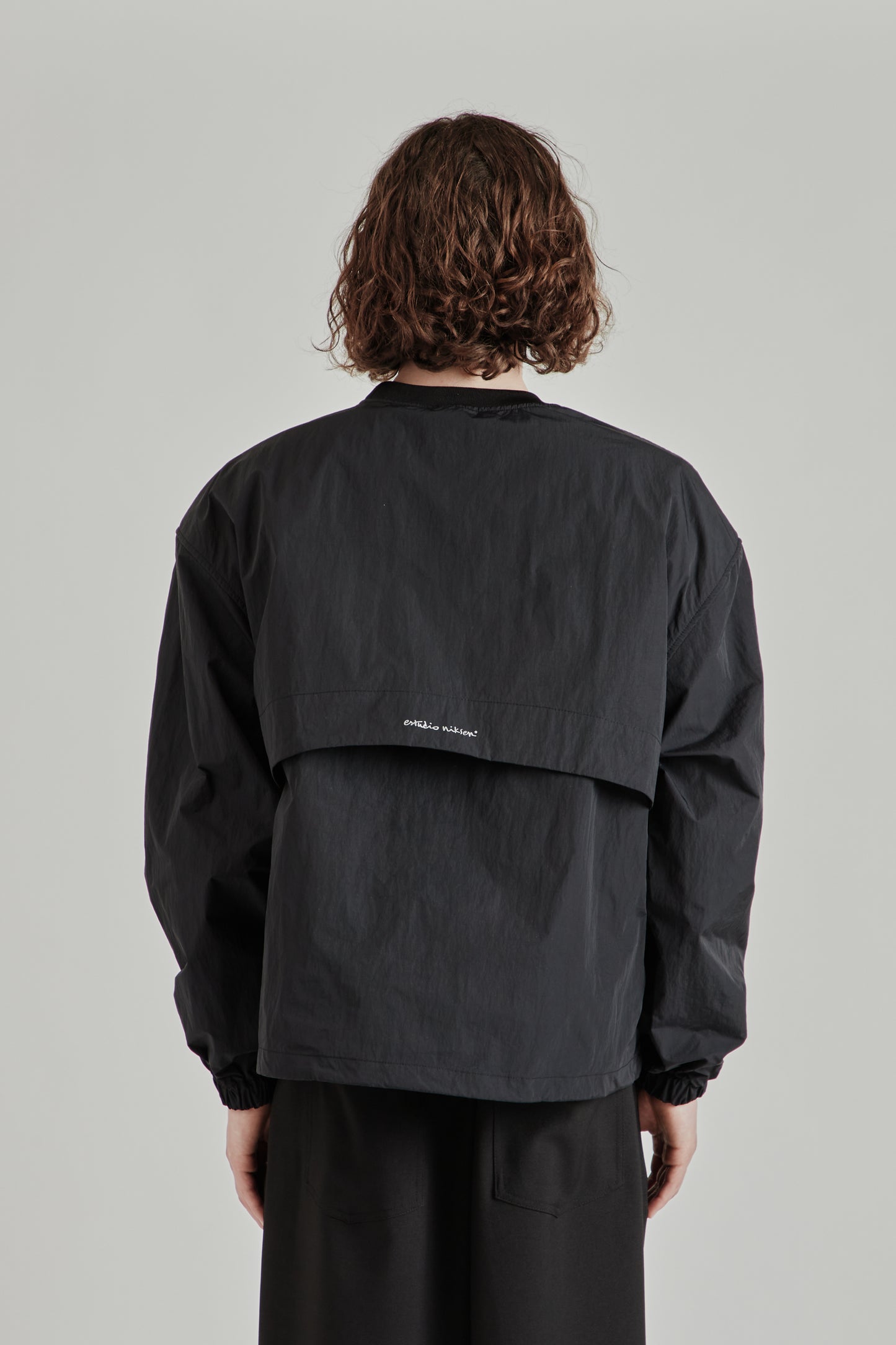 Back-Vent Nylon Crewneck - Black