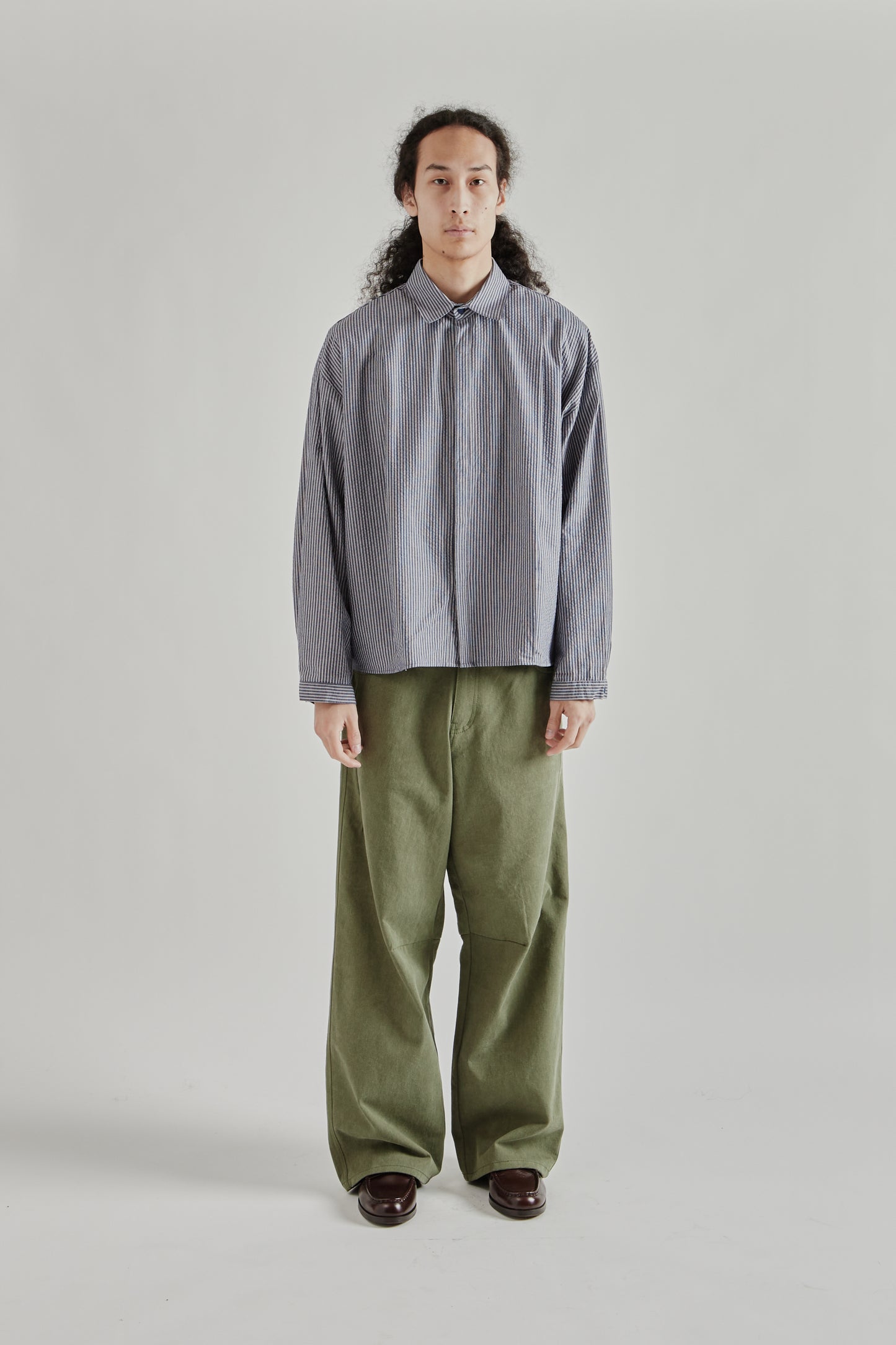 Estudio Niksen SS26 Boxy Pleated Shirt Navy Stripe0987