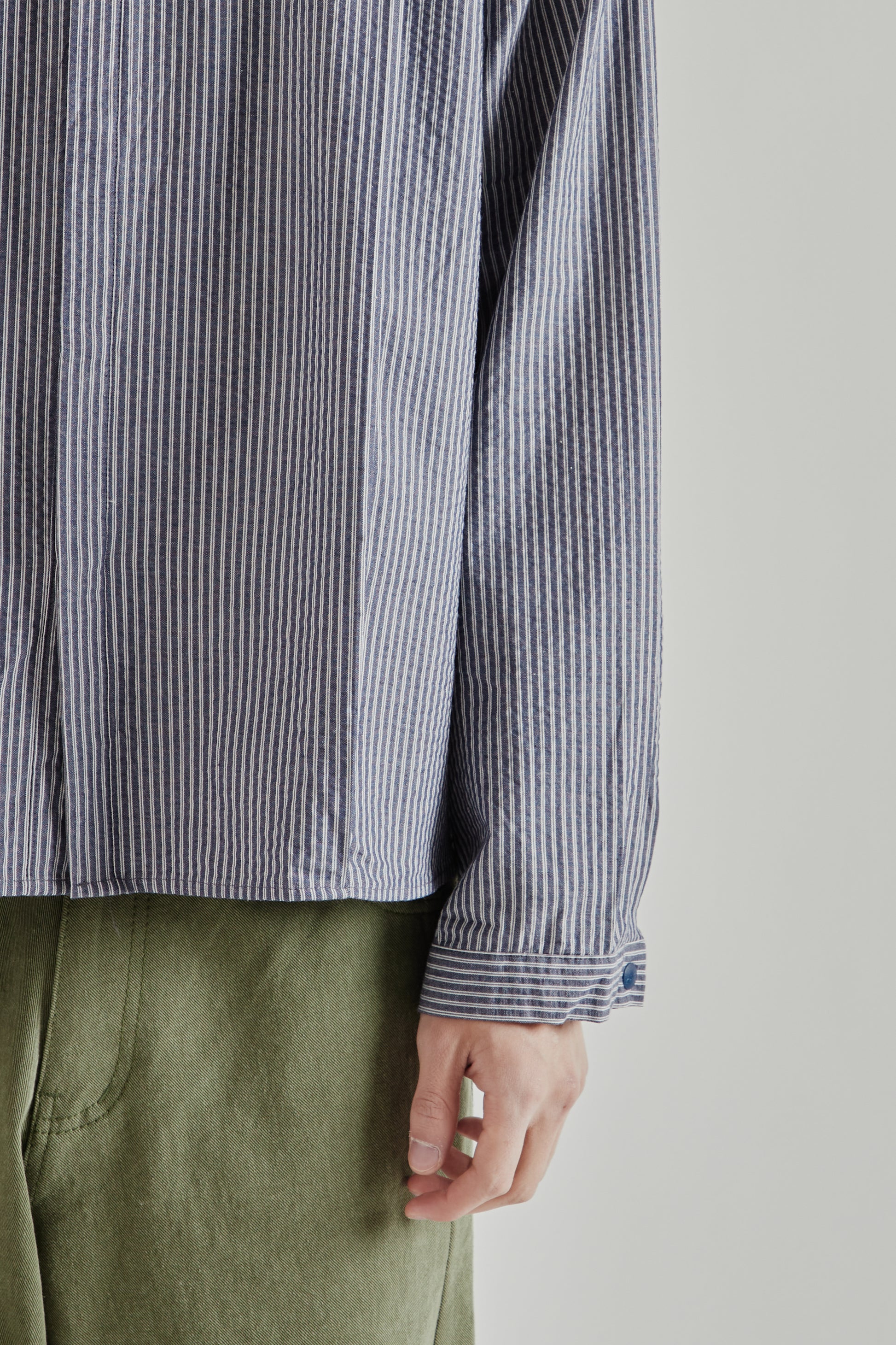 Estudio Niksen SS26 Boxy Pleated Shirt Navy Stripe1003