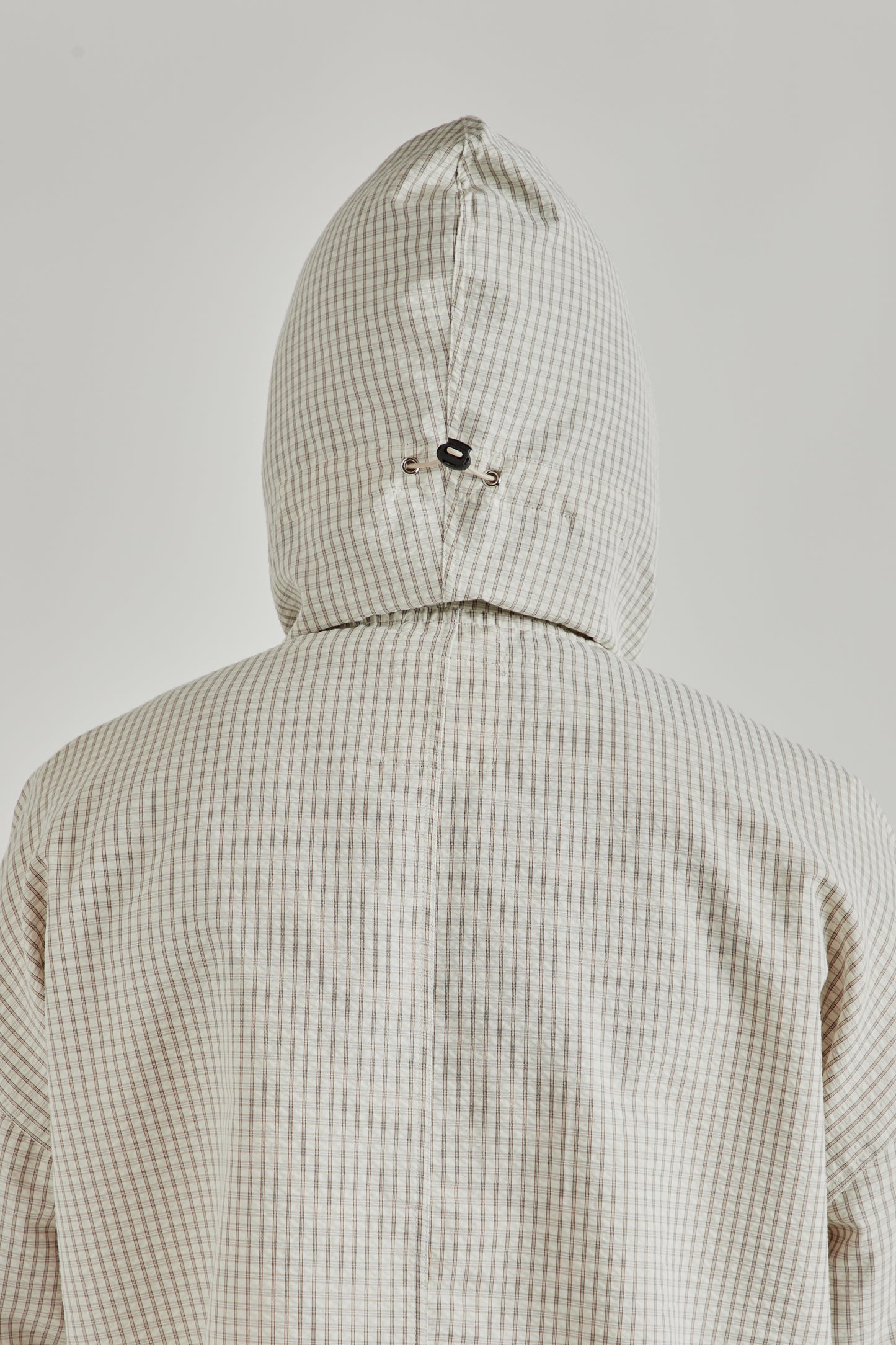Estudio Niksen SS26 Bungee-Strap Checkered Jacket Oatmeal0189