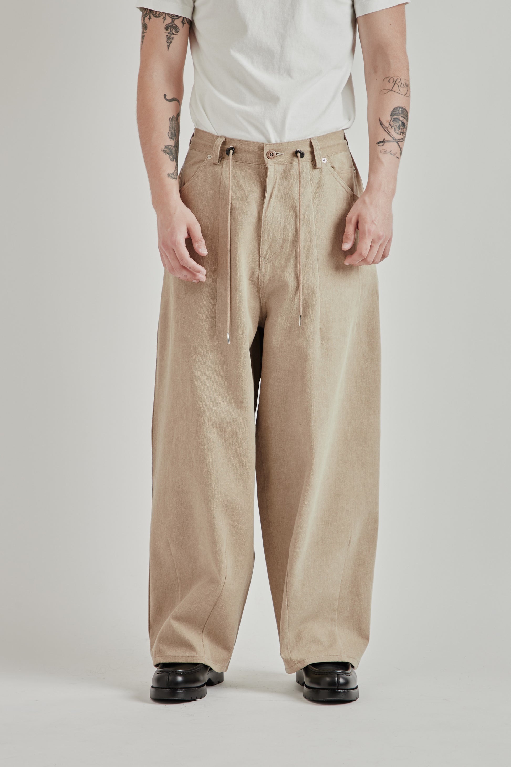 Estudio Niksen SS26 Double-Dart Denim Jeans Brown0143