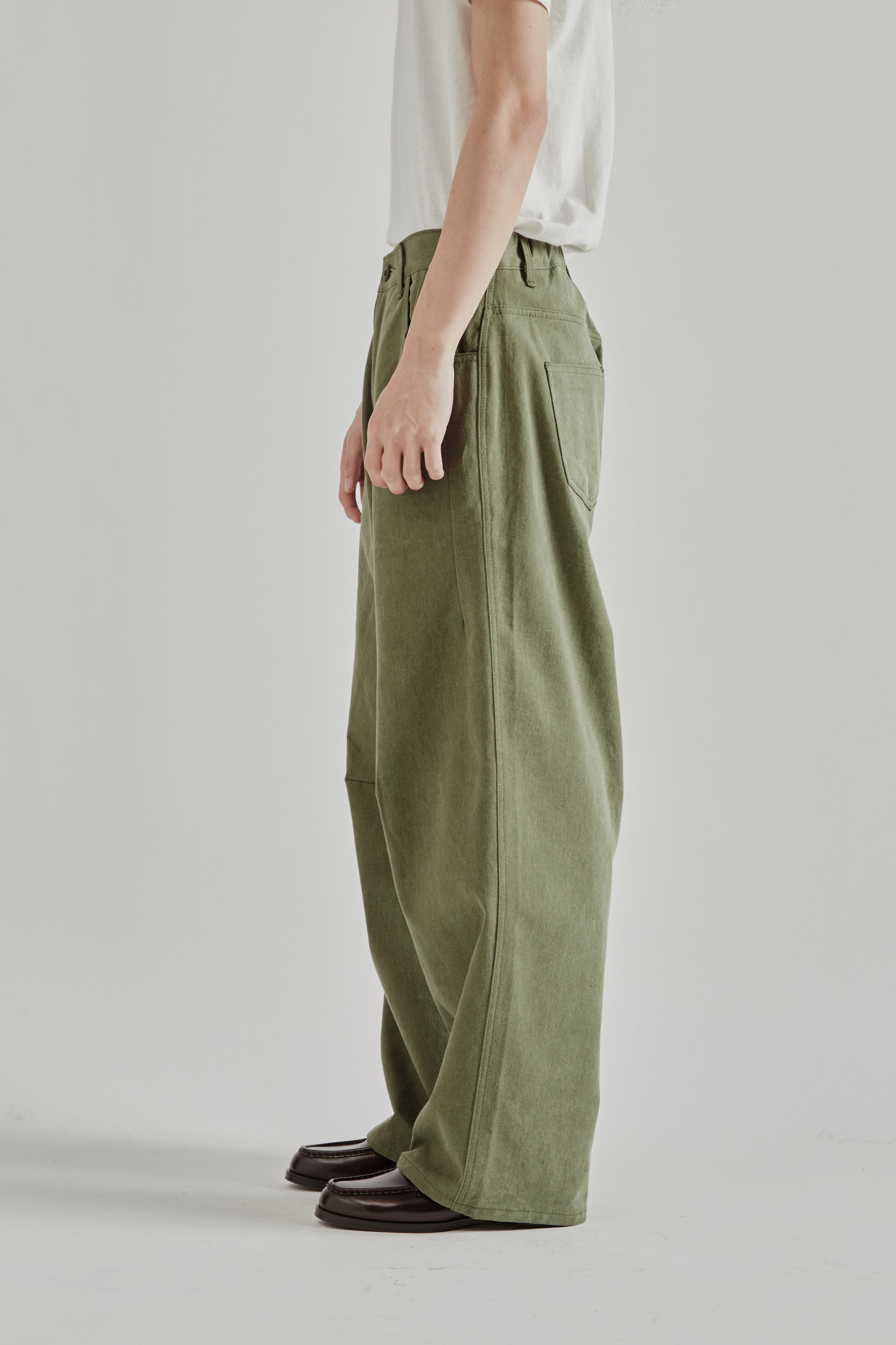 Estudio Niksen SS26 Half-Dart Maxi Jeans Khaki0945