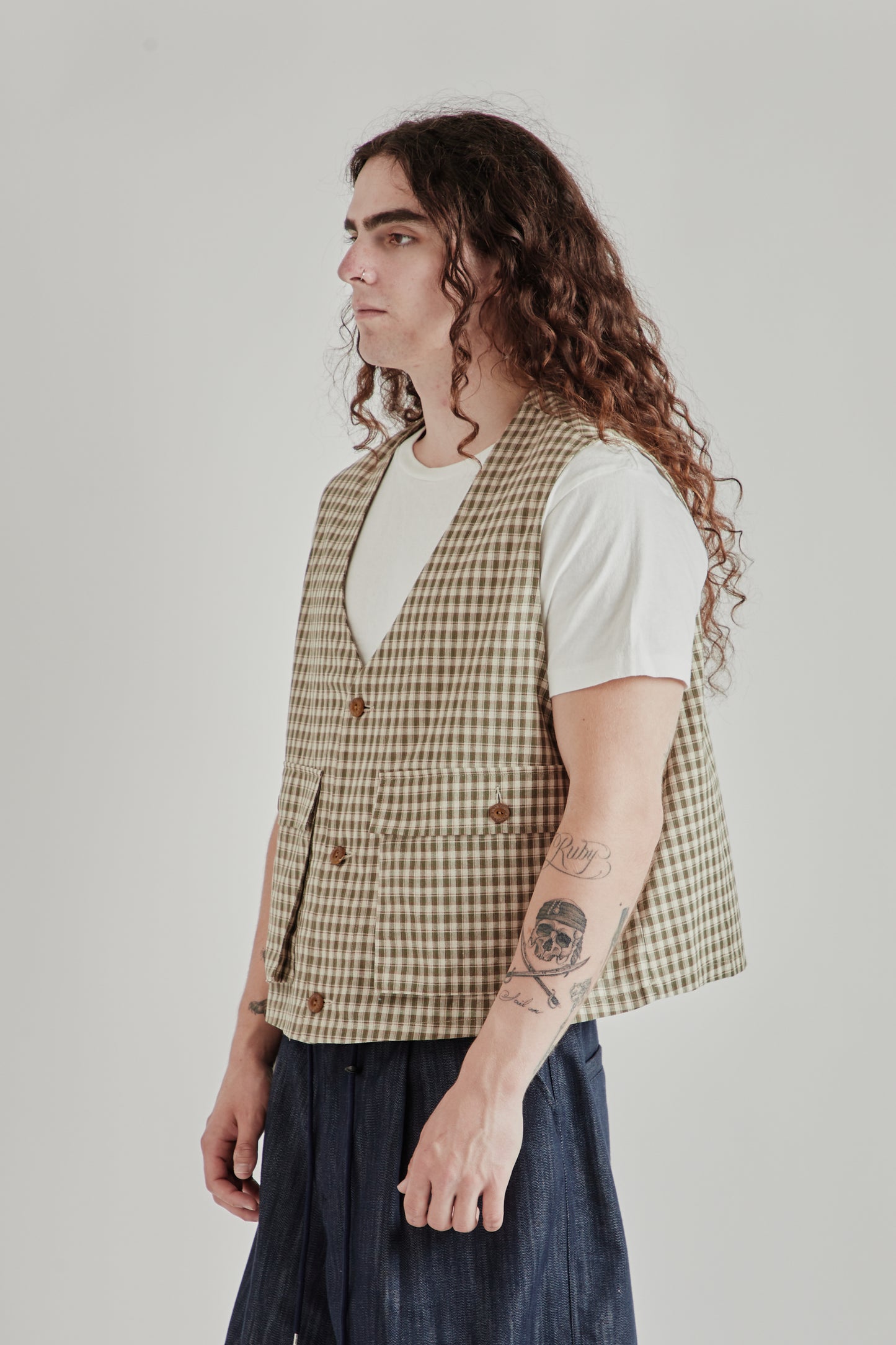 Estudio Niksen SS26 Light Pocket Vest Checkered0117