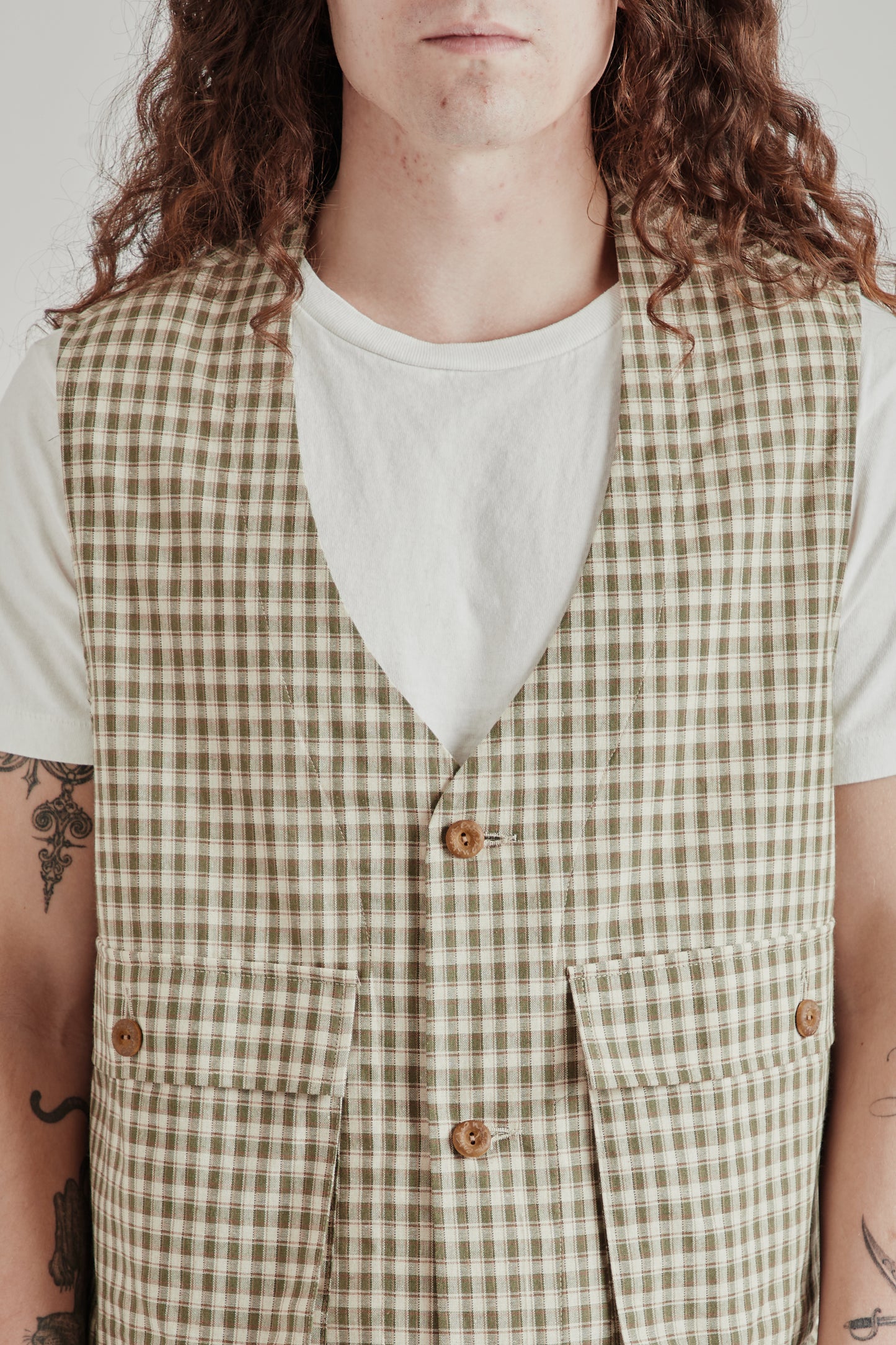 Estudio Niksen SS26 Light Pocket Vest Checkered0125