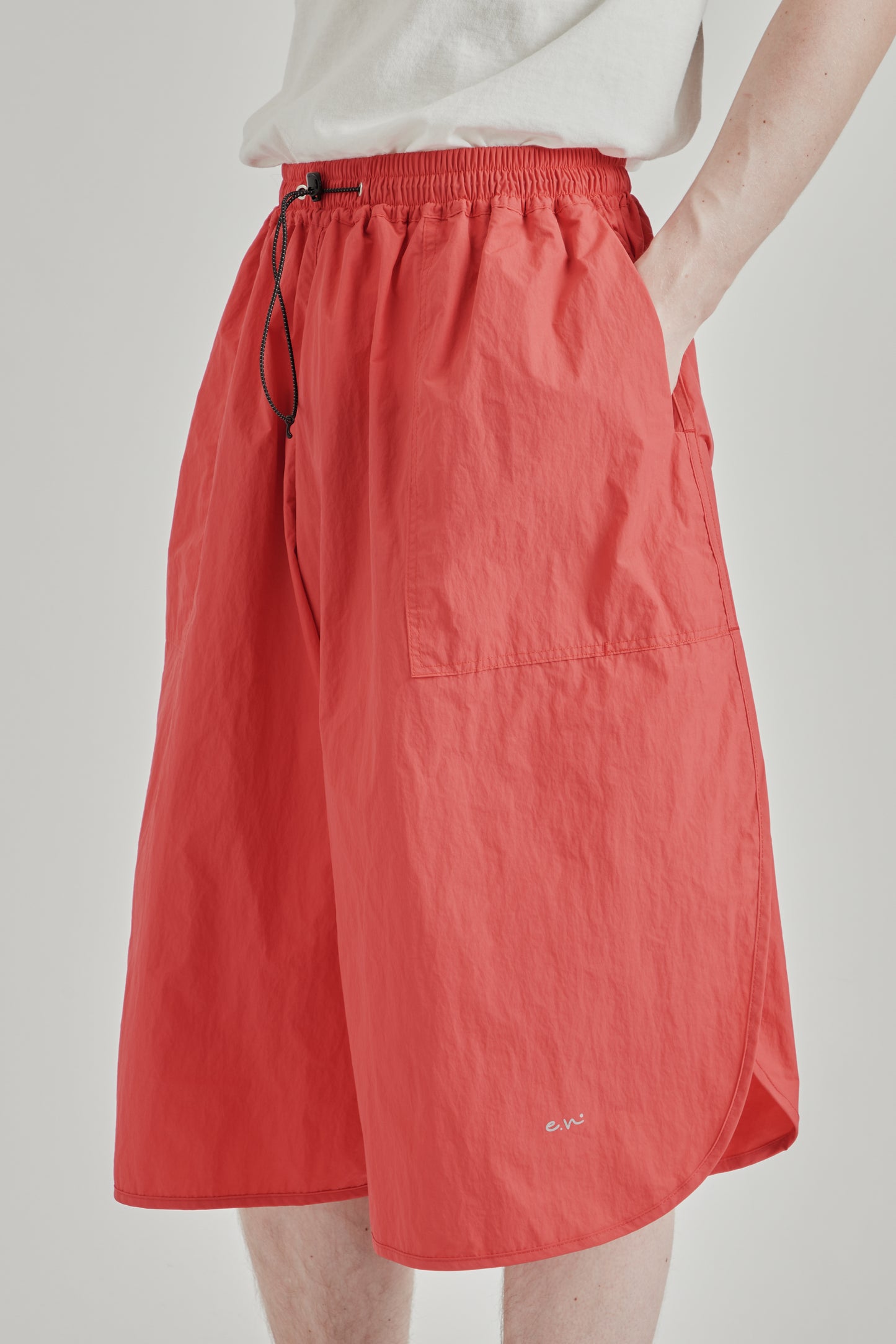 Niksen Walking Shorts - Red