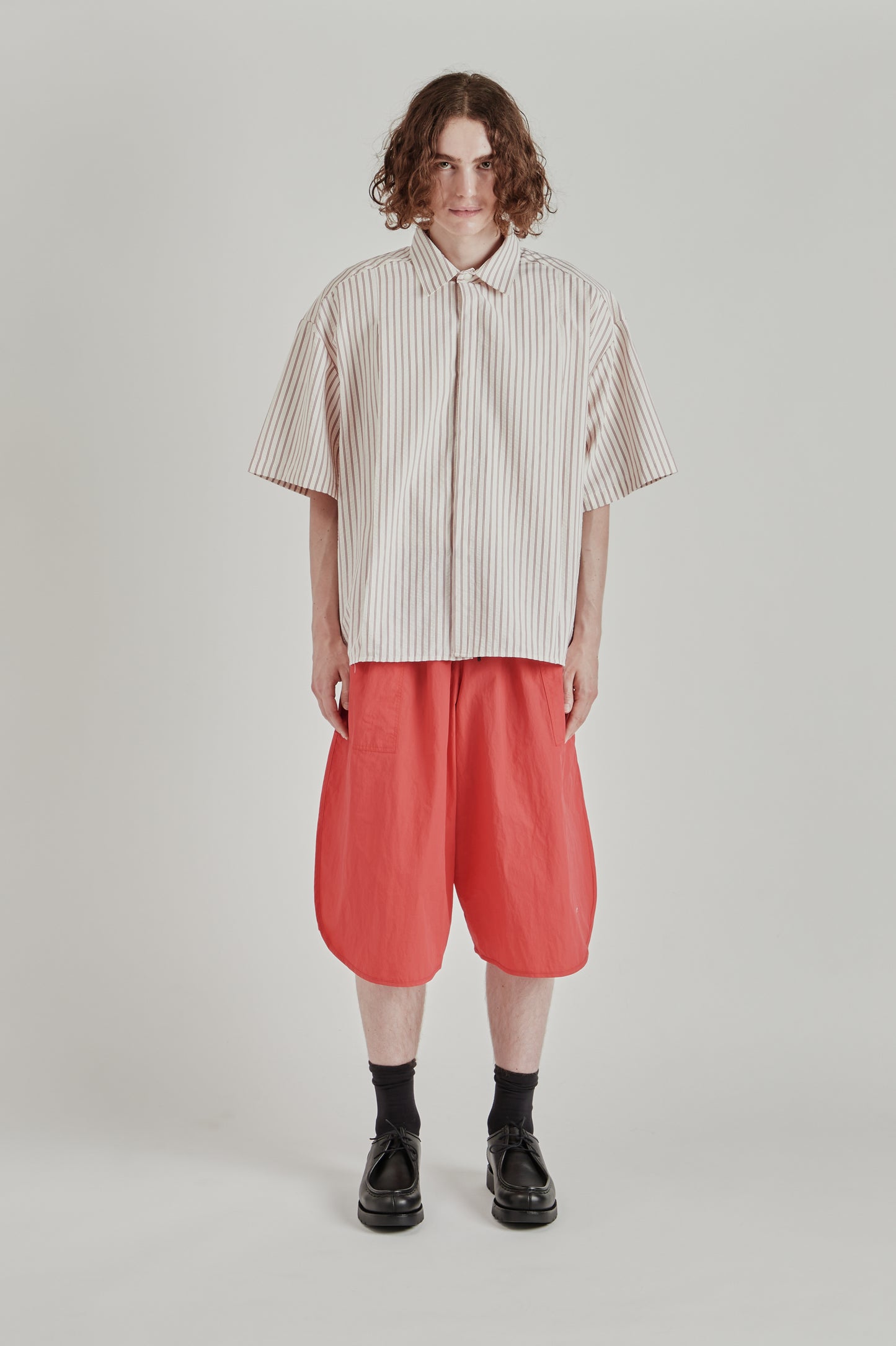 Shortsleeve Pleated Shirt - Red Stripes