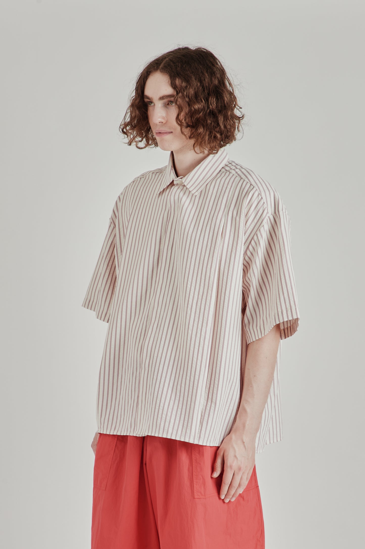 Shortsleeve Pleated Shirt - Red Stripes