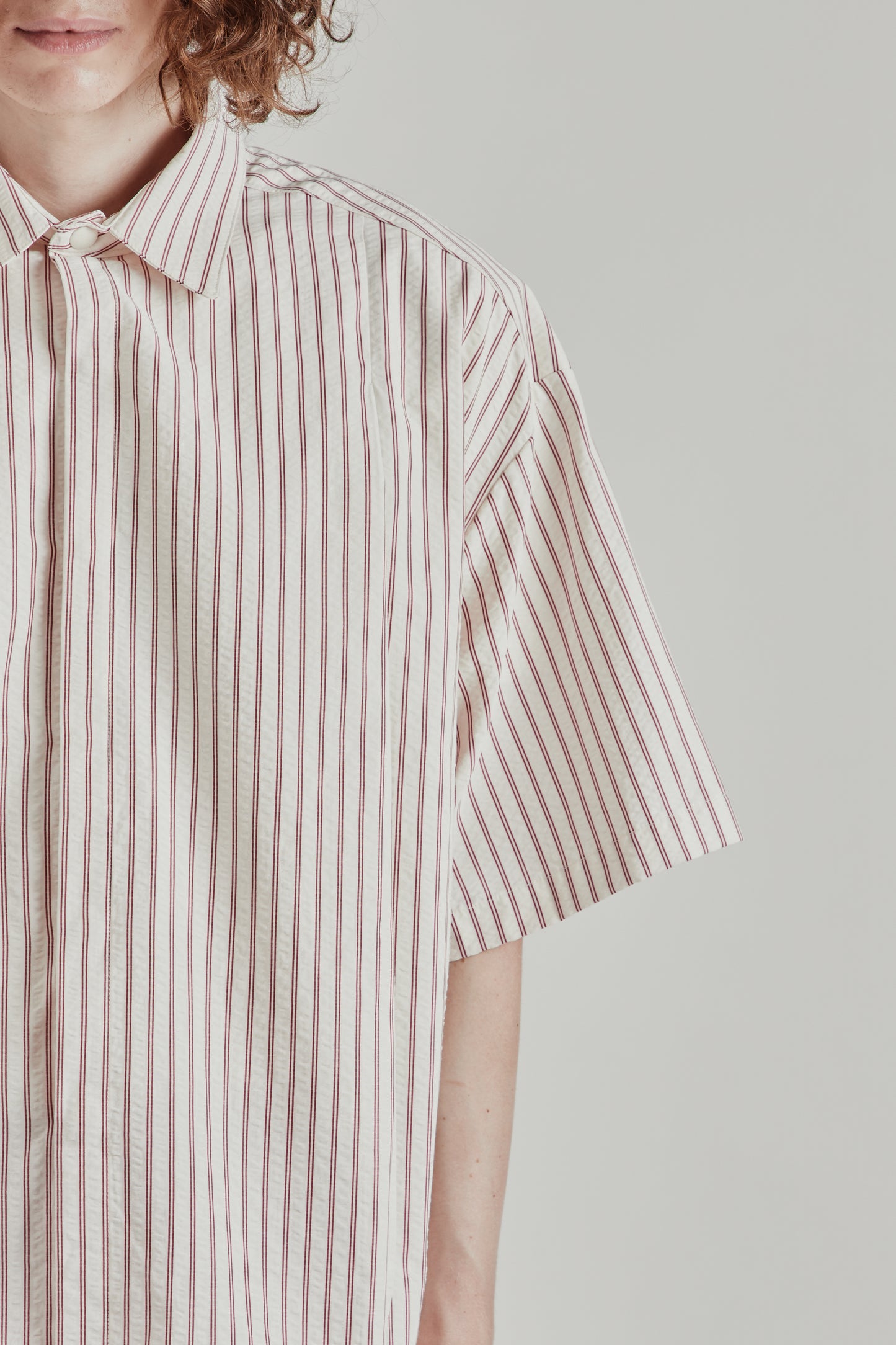 Shortsleeve Pleated Shirt - Red Stripes
