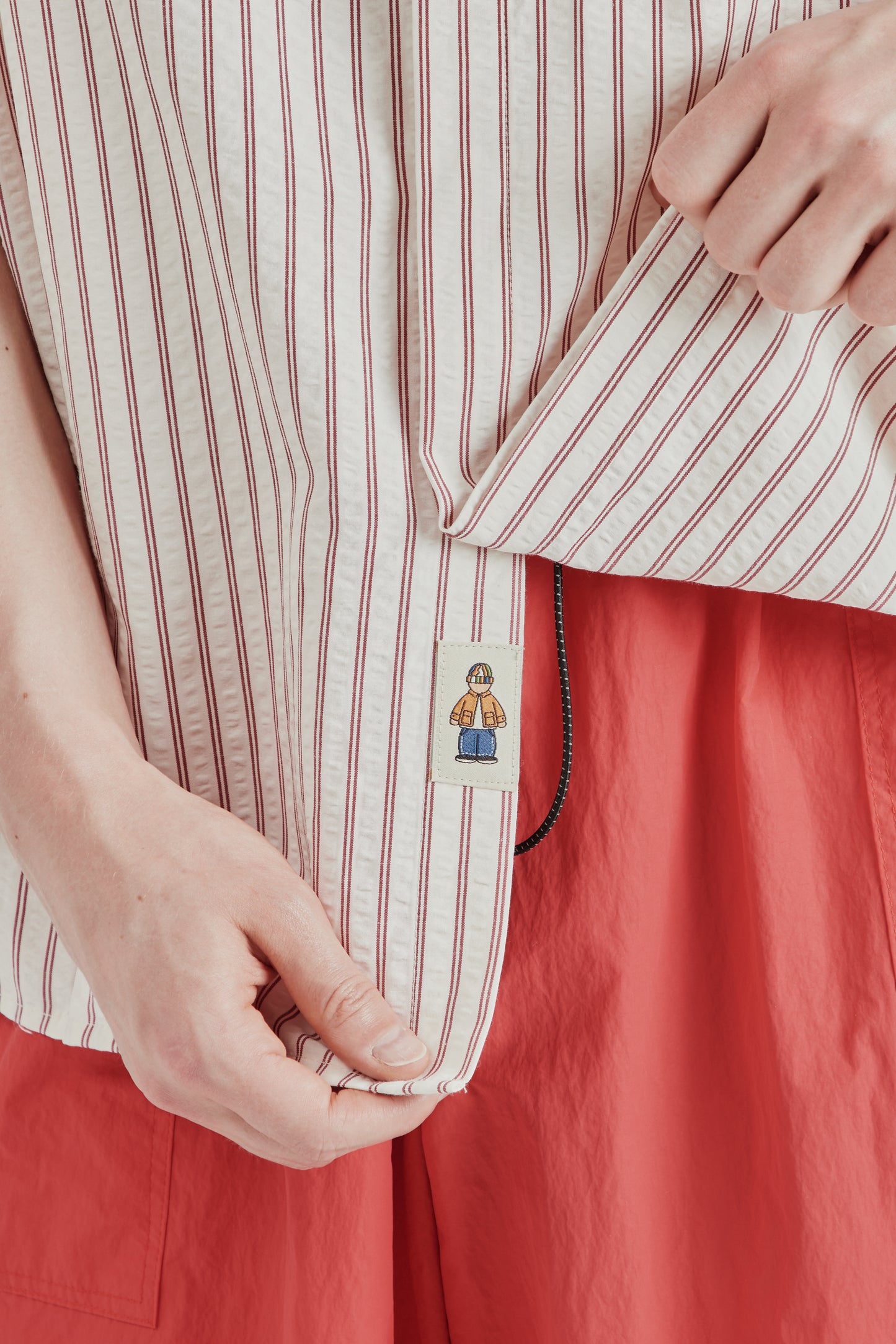 Shortsleeve Pleated Shirt - Red Stripes