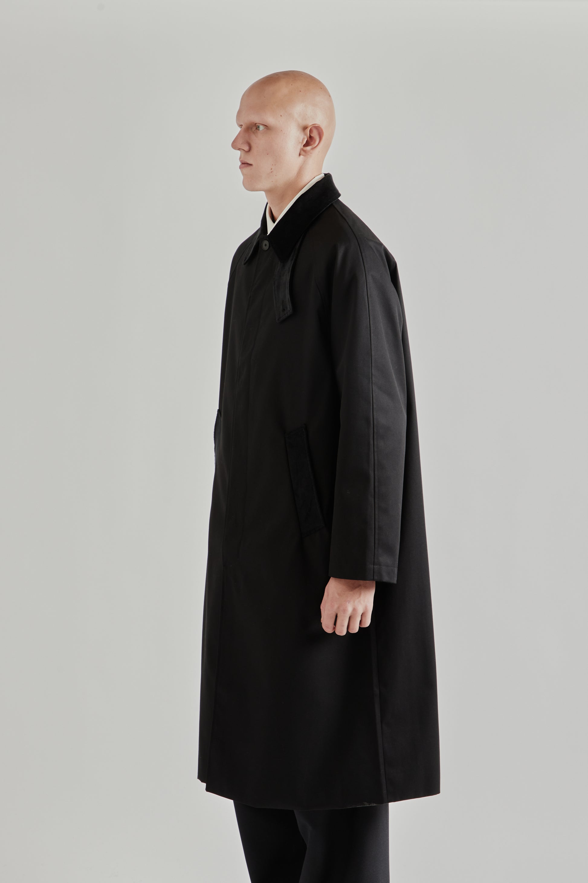 Fairly Normal FW25 Raglan Top Coat Black 3